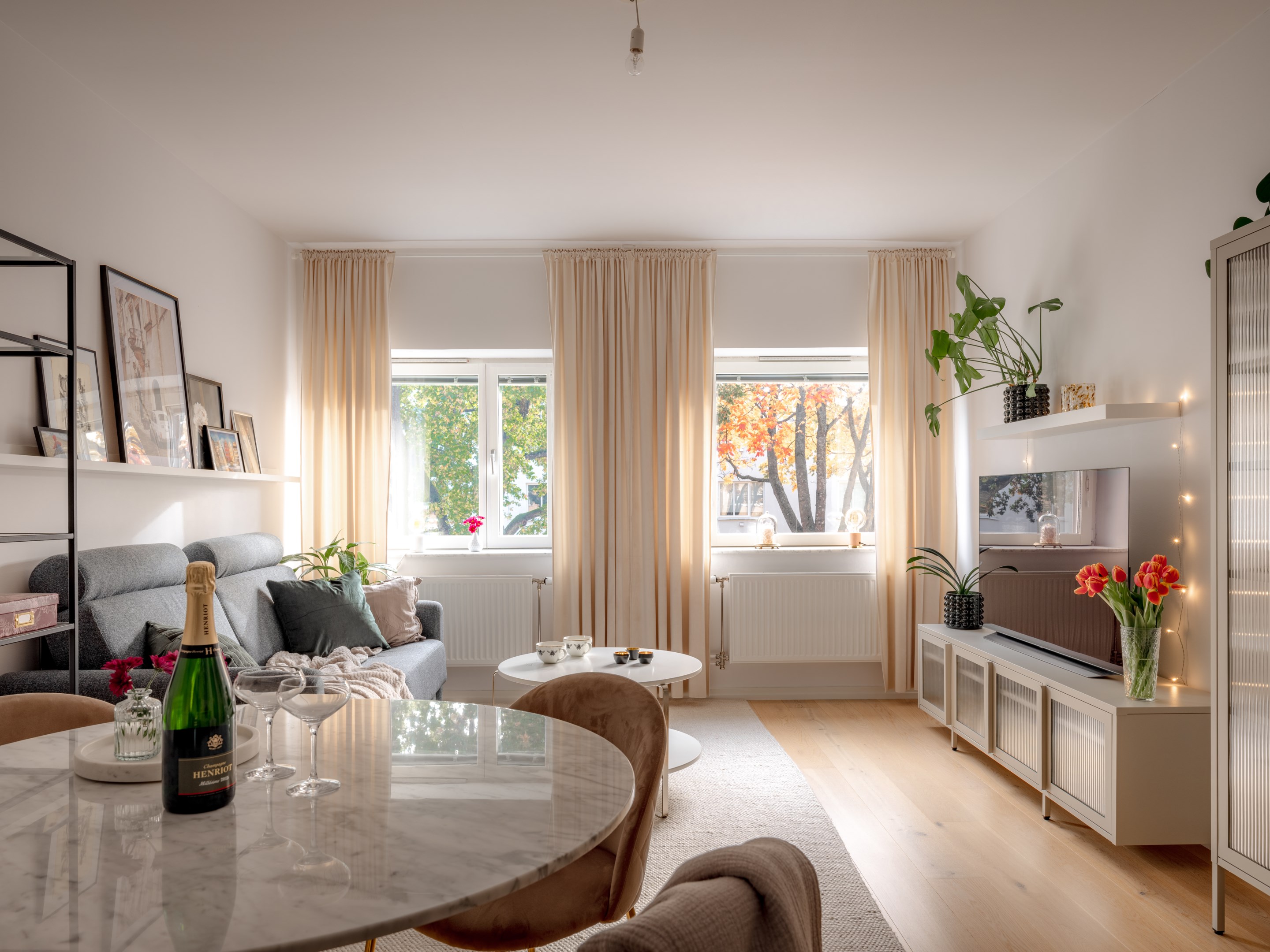 Bostadsbild från Valborgsmässovägen 20A, Såld i Midsommarkransen - Telefonplan, Stockholm