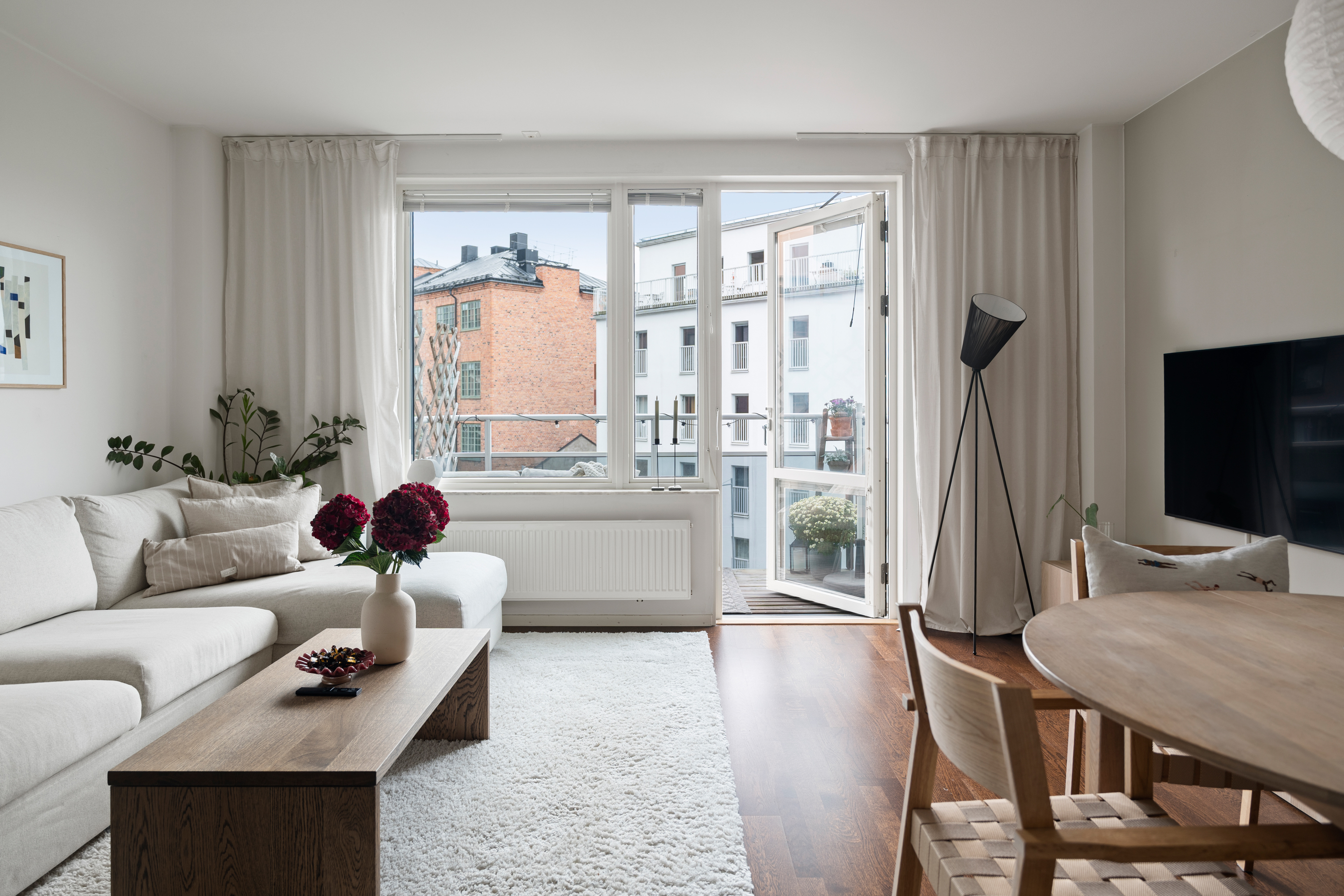 Bostadsbild från Tellusborgsvägen 92, Kommande i Midsommarkransen, Stockholm