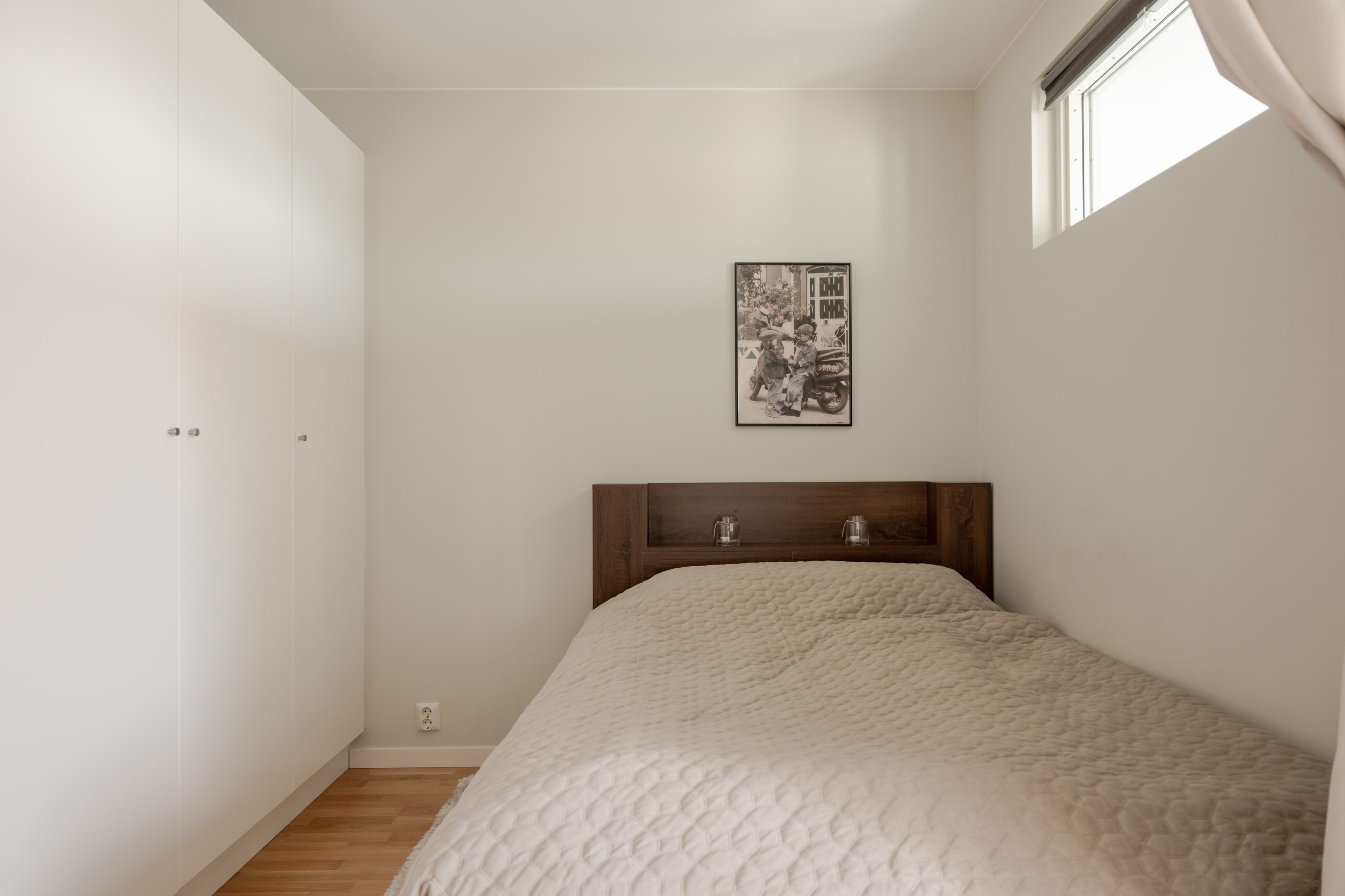 Bostadsbild från Responsgatan 12, Till salu i Telefonplan, Stockholm