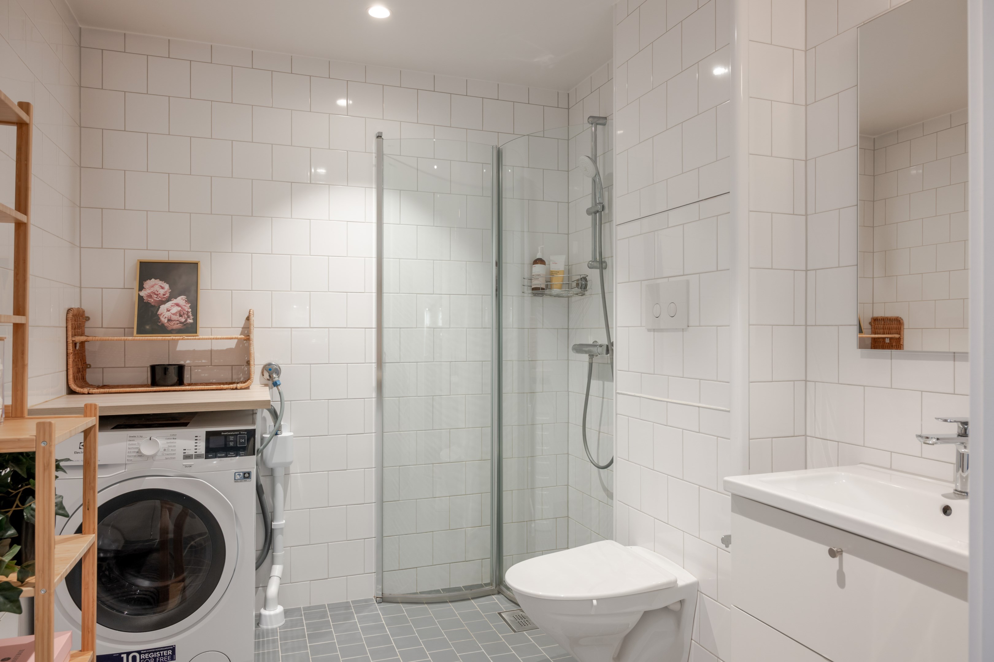 Bostadsbild från Responsgatan 12, Till salu i Telefonplan, Stockholm