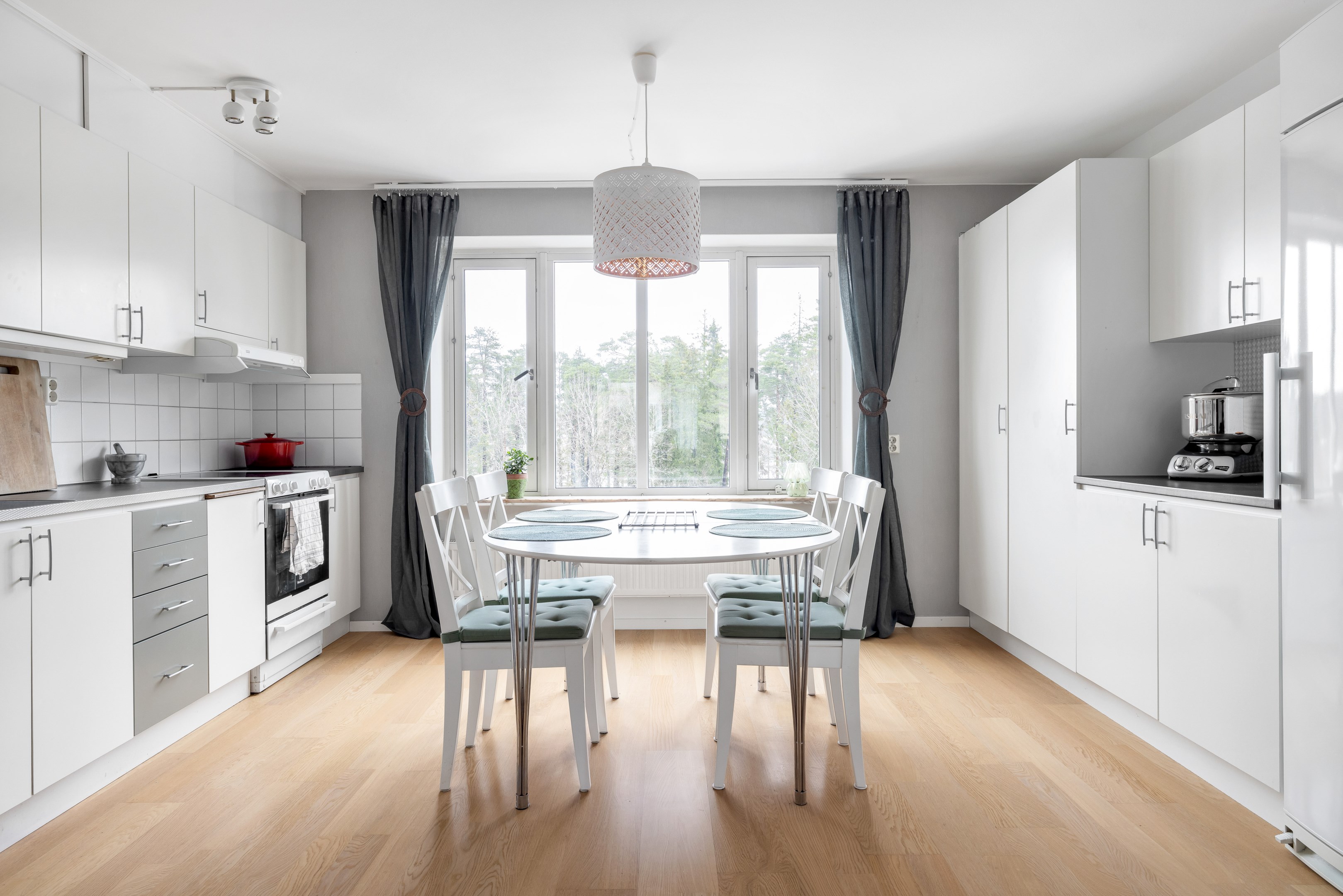 Bostadsbild från Herrhagsvägen 403, Såld i Herrhagen, Uppsala