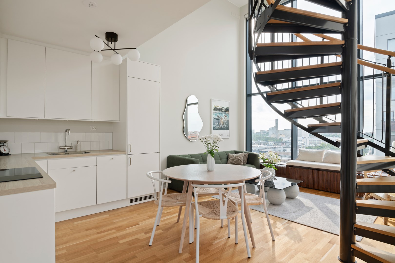 Bostadsbild från Responsgatan 18, Kommande i Midsommarkransen, Stockholm