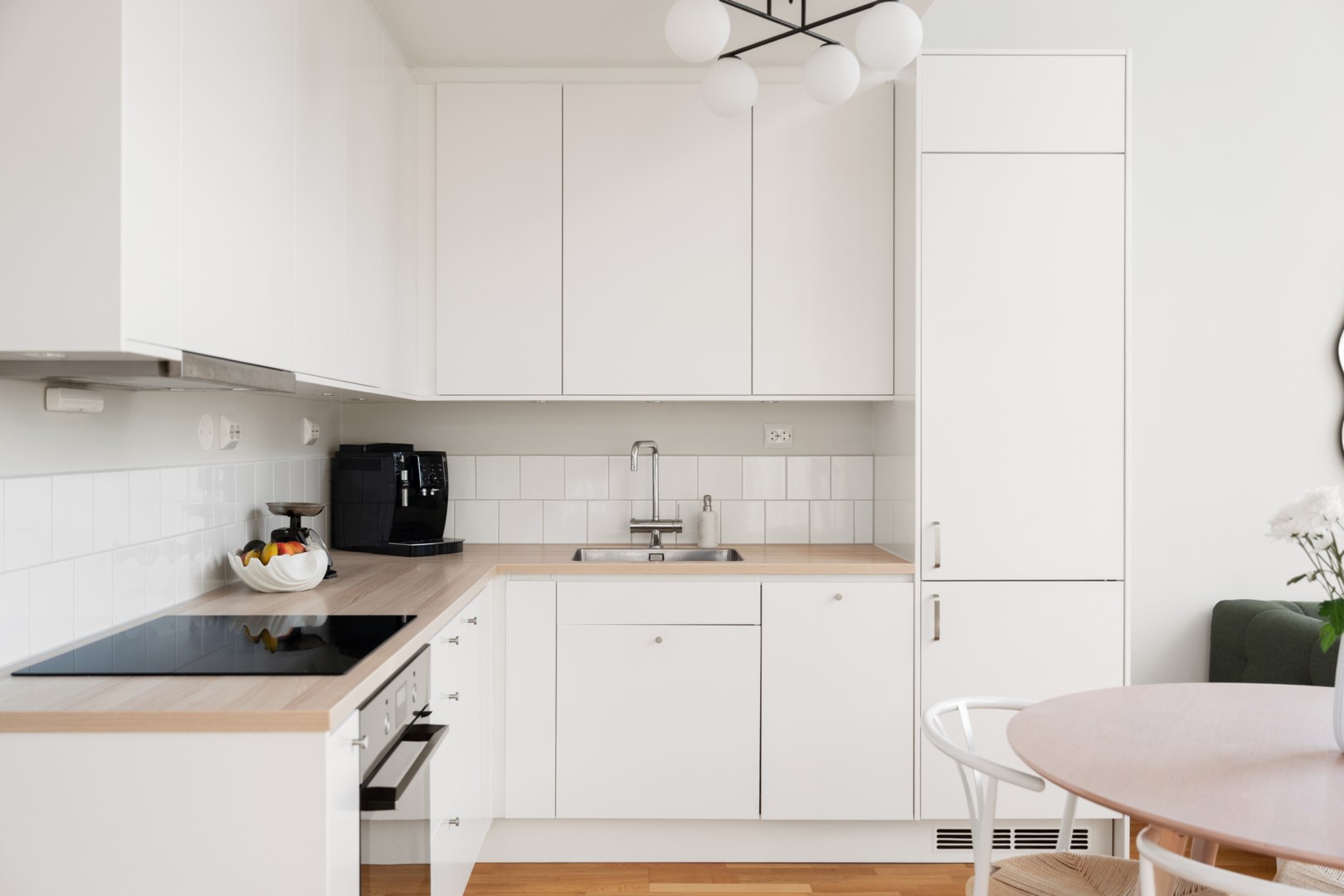 Bostadsbild från Responsgatan 18, Kommande i Midsommarkransen, Stockholm