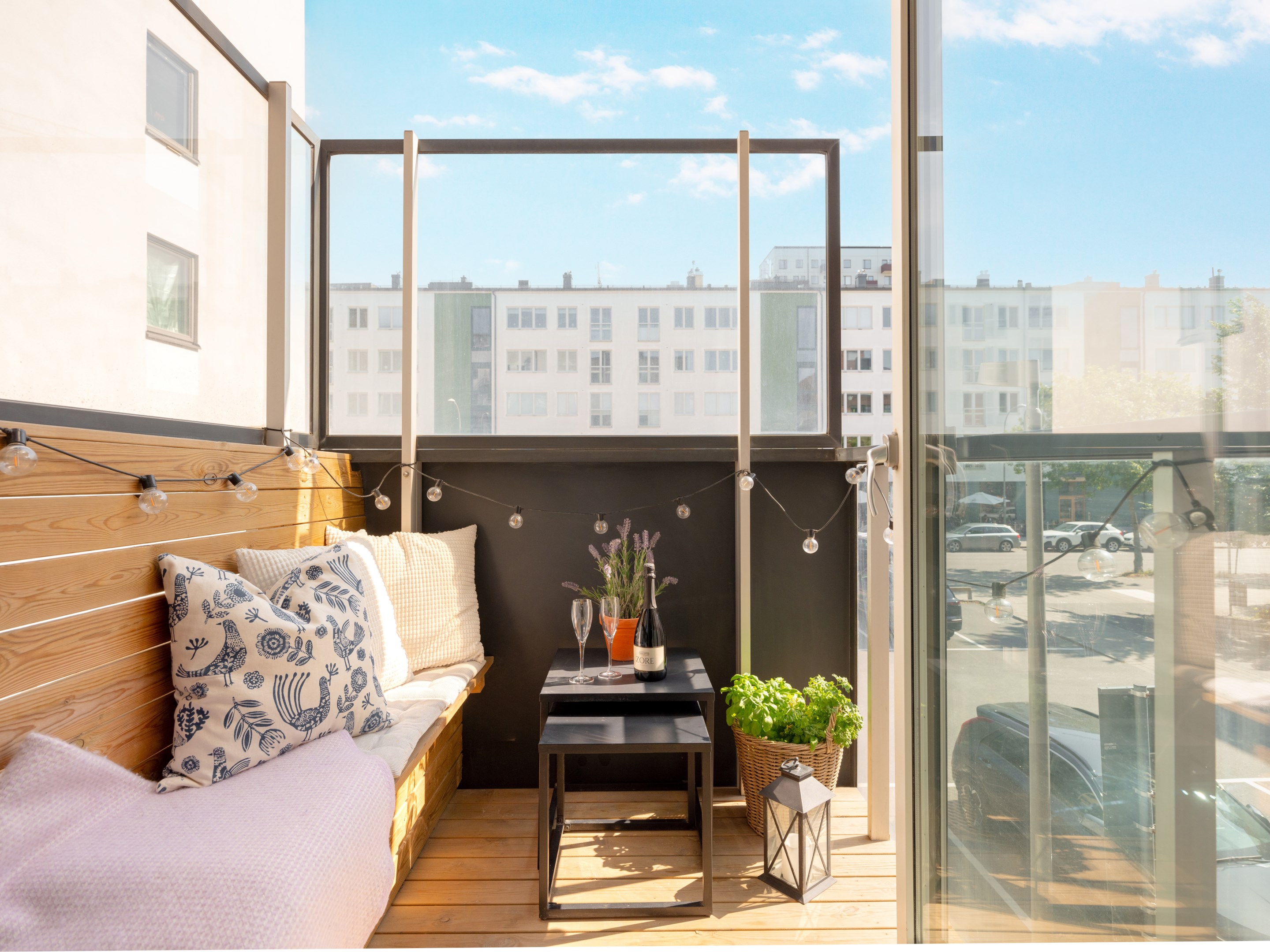 Bostadsbild från Flygelgatan 4, Kommande i Midsommarkransen, Stockholm