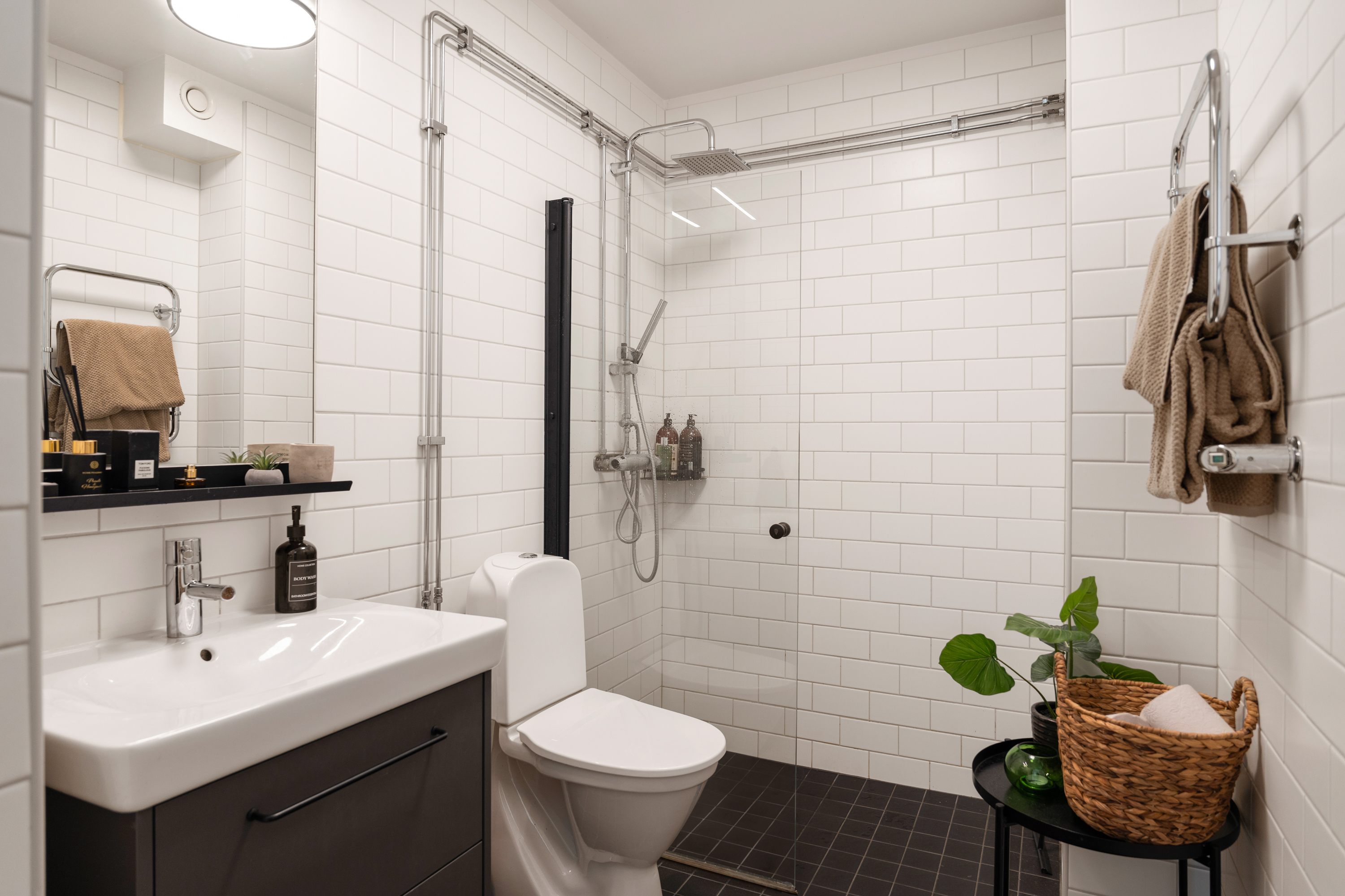 Bostadsbild från Flygelgatan 4, Kommande i Midsommarkransen Telefonplan, Stockholm