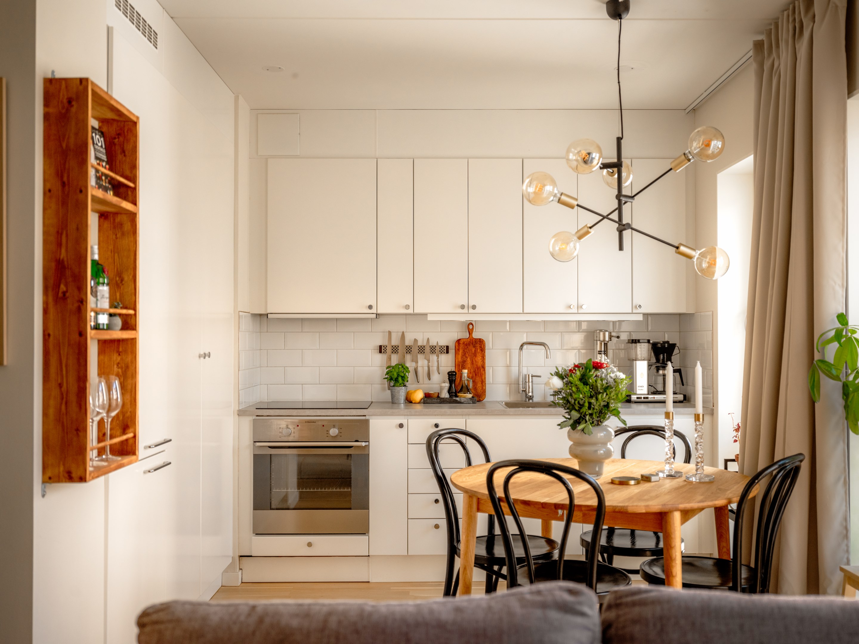 Bostadsbild från Flygelgatan 4, Kommande i Midsommarkransen, Stockholm