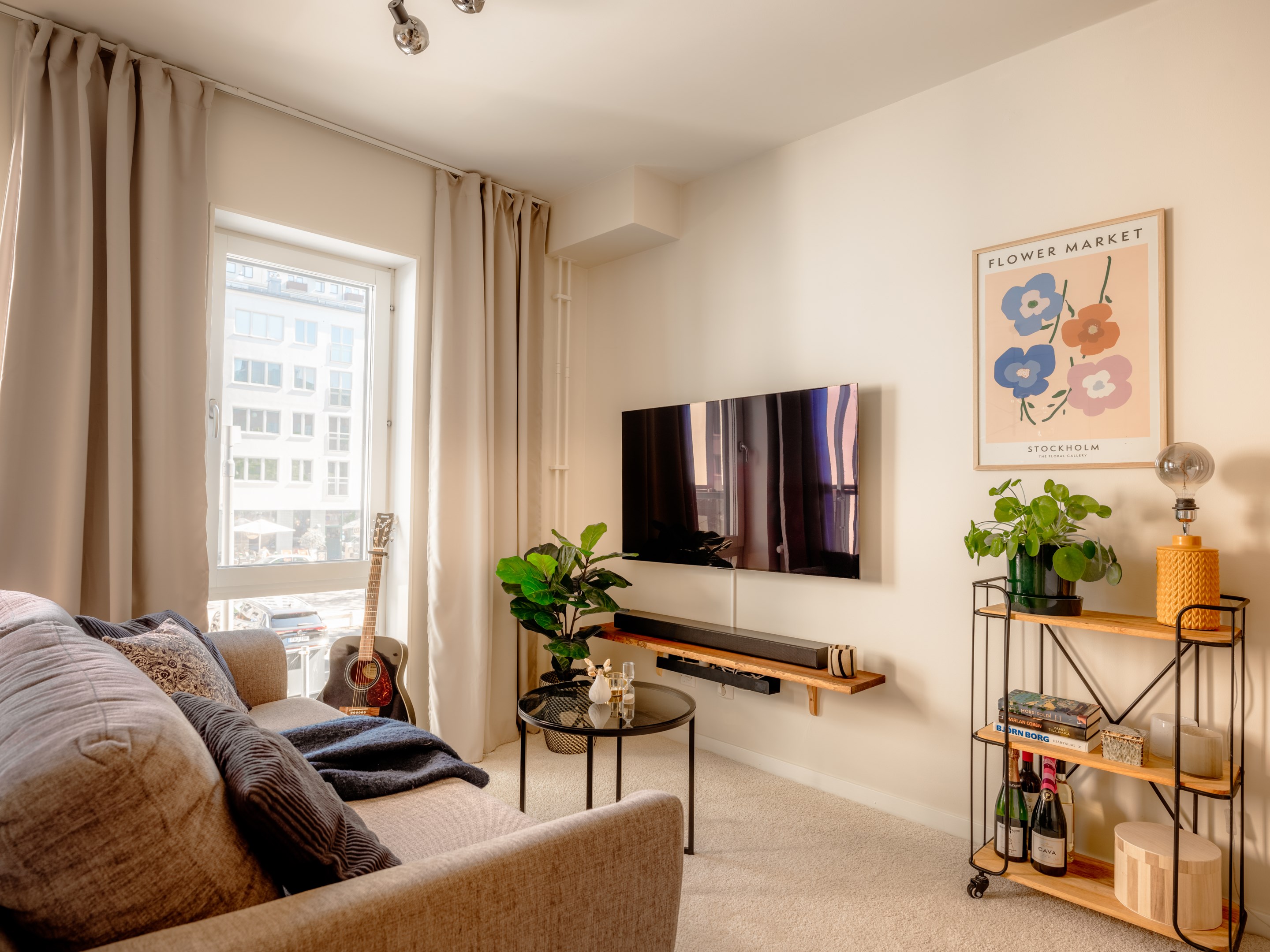 Bostadsbild från Flygelgatan 4, Kommande i Midsommarkransen, Stockholm