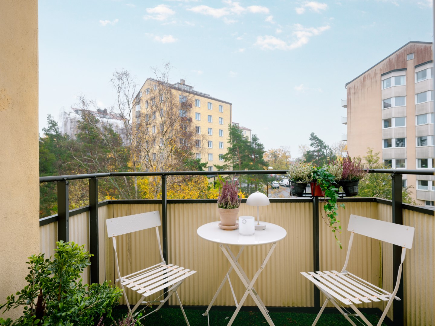 Bostadsbild från Valutavägen 34, Till salu i Hägerstensåsen, Stockholm