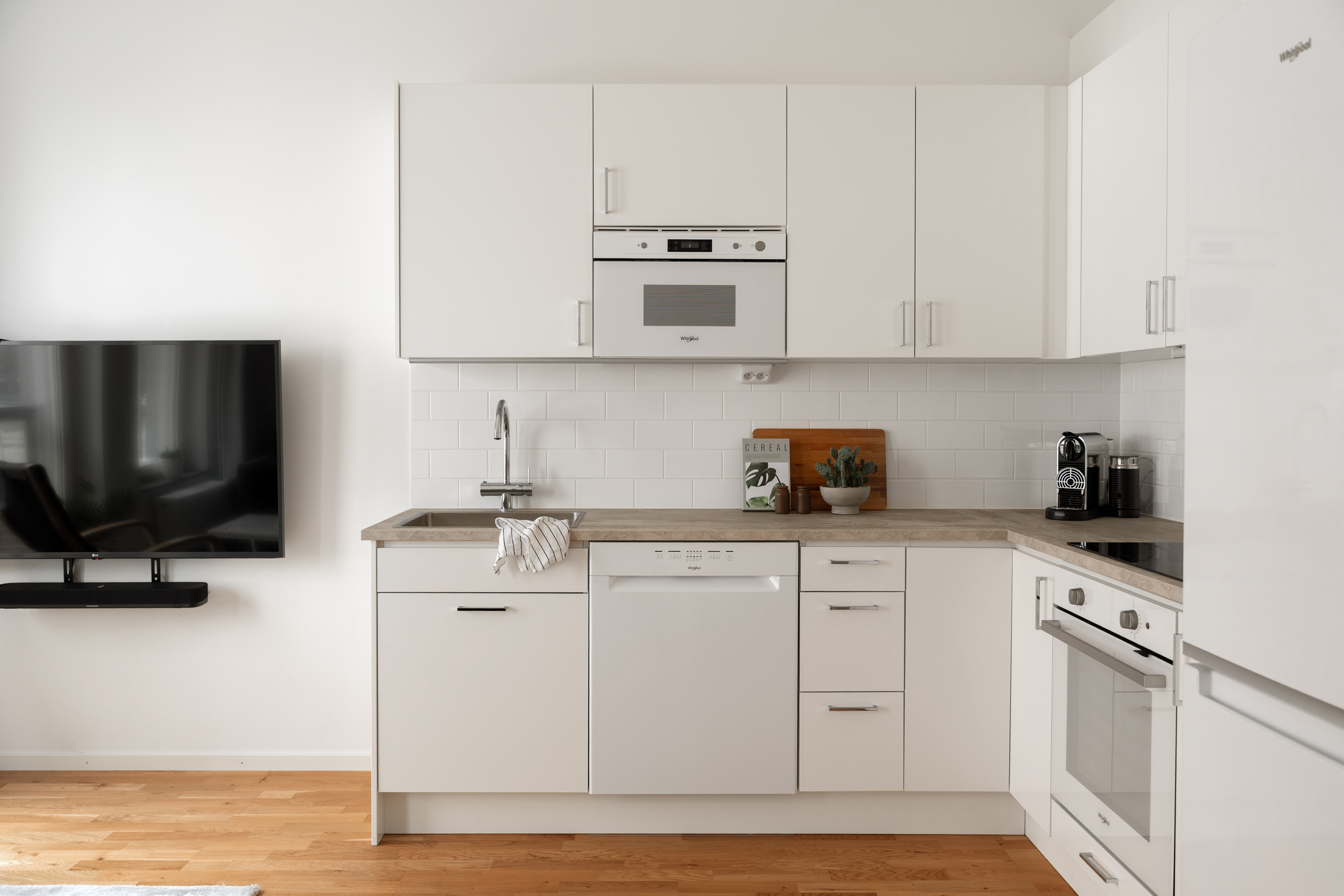 Bostadsbild från Radiusbacken 49, Kommande i Midsommarkransen, Stockholm