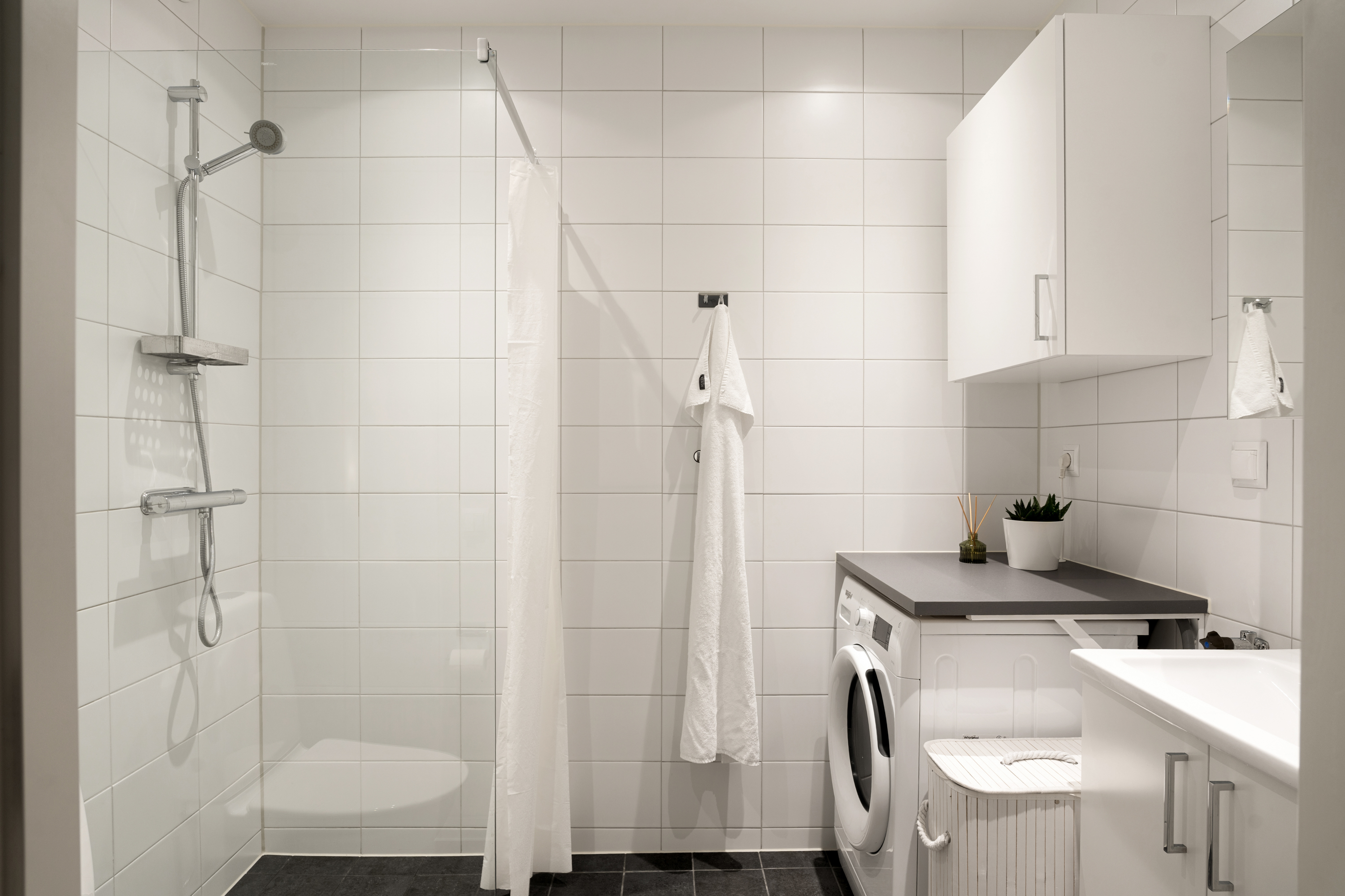 Bostadsbild från Radiusbacken 49, Kommande i Midsommarkransen, Stockholm