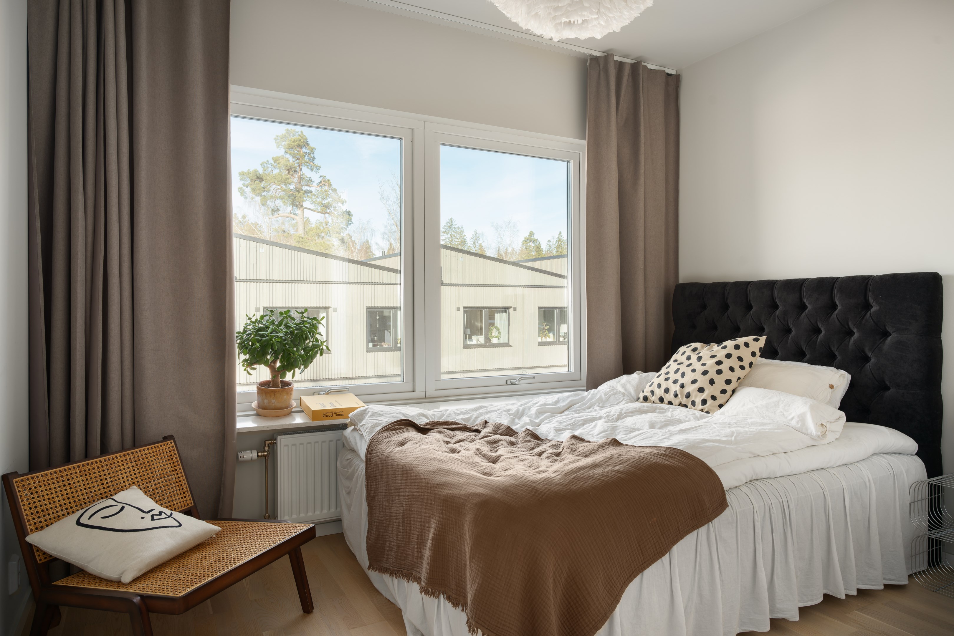 Bostadsbild från Åbroddsvägen 2J, Till salu i Kummelnäs, Nacka