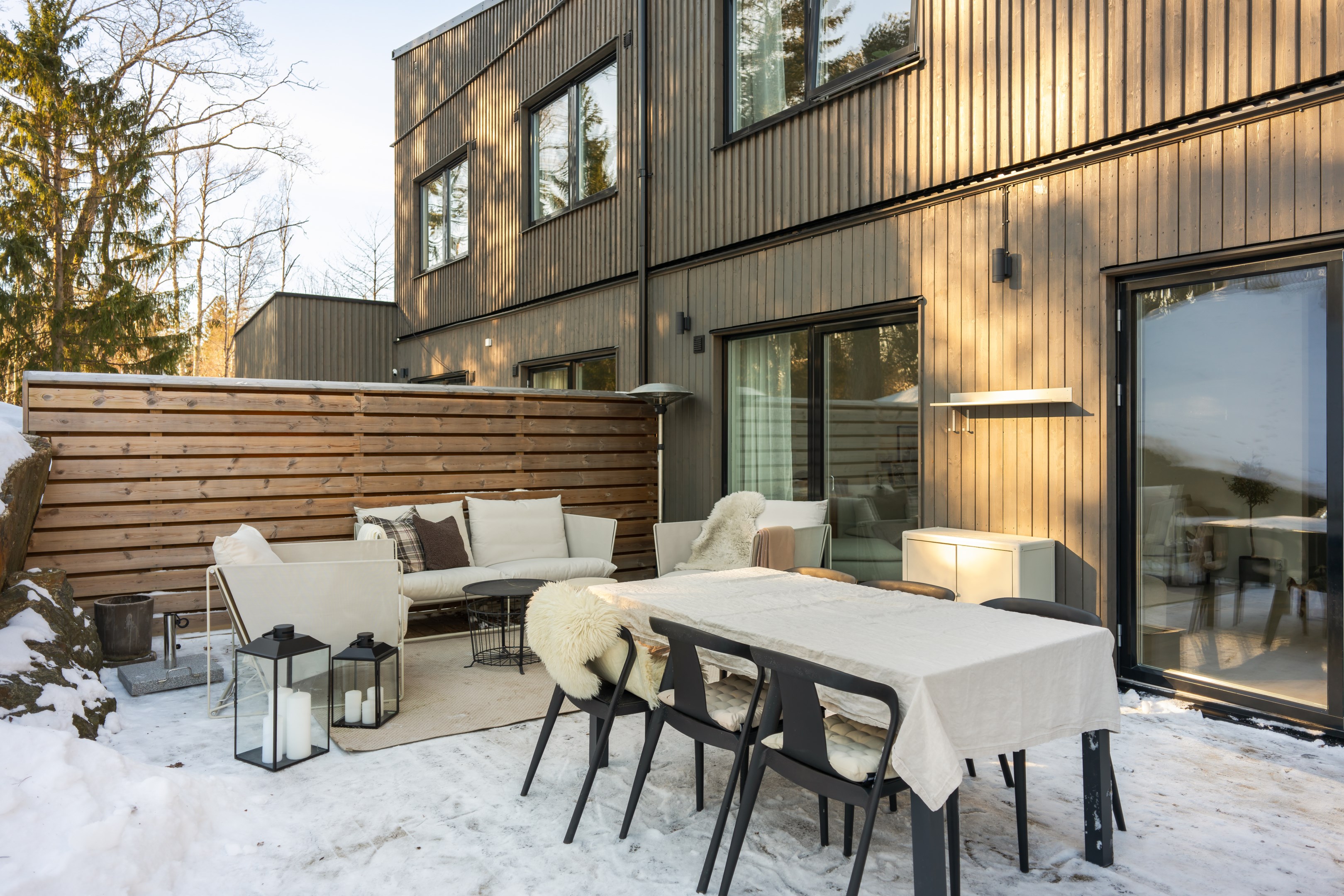 Bostadsbild från Åbroddsvägen 2J, Till salu i Kummelnäs, Nacka