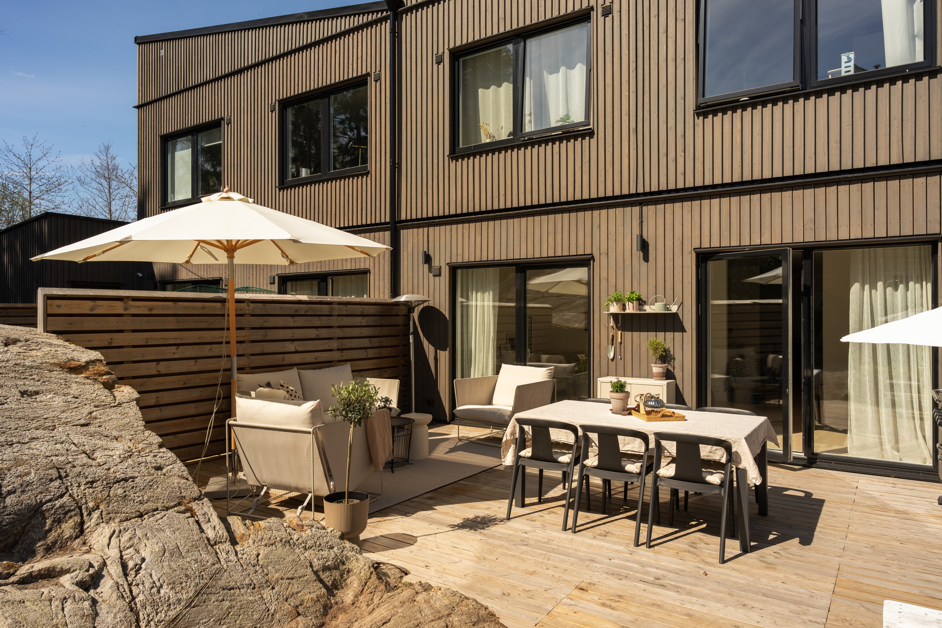Bostadsbild från Åbroddsvägen 2J, Till salu i Kummelnäs, Nacka