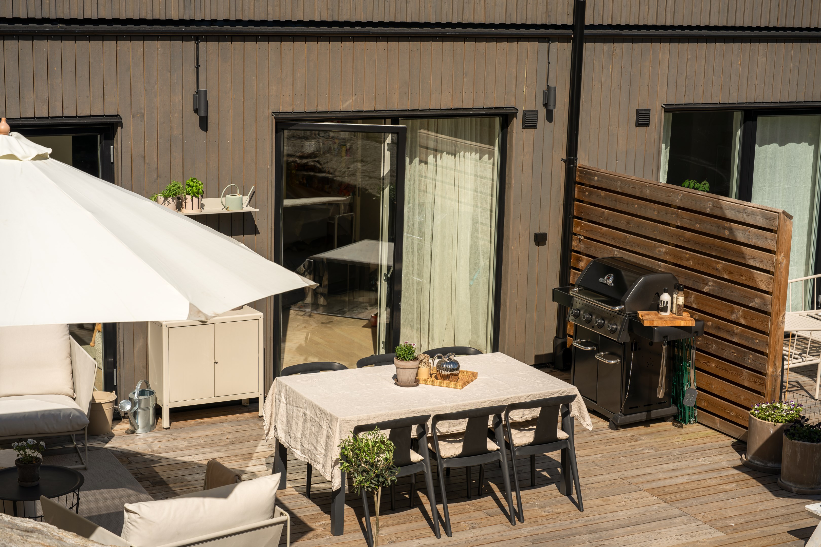 Bostadsbild från Åbroddsvägen 2J, Till salu i Kummelnäs, Nacka