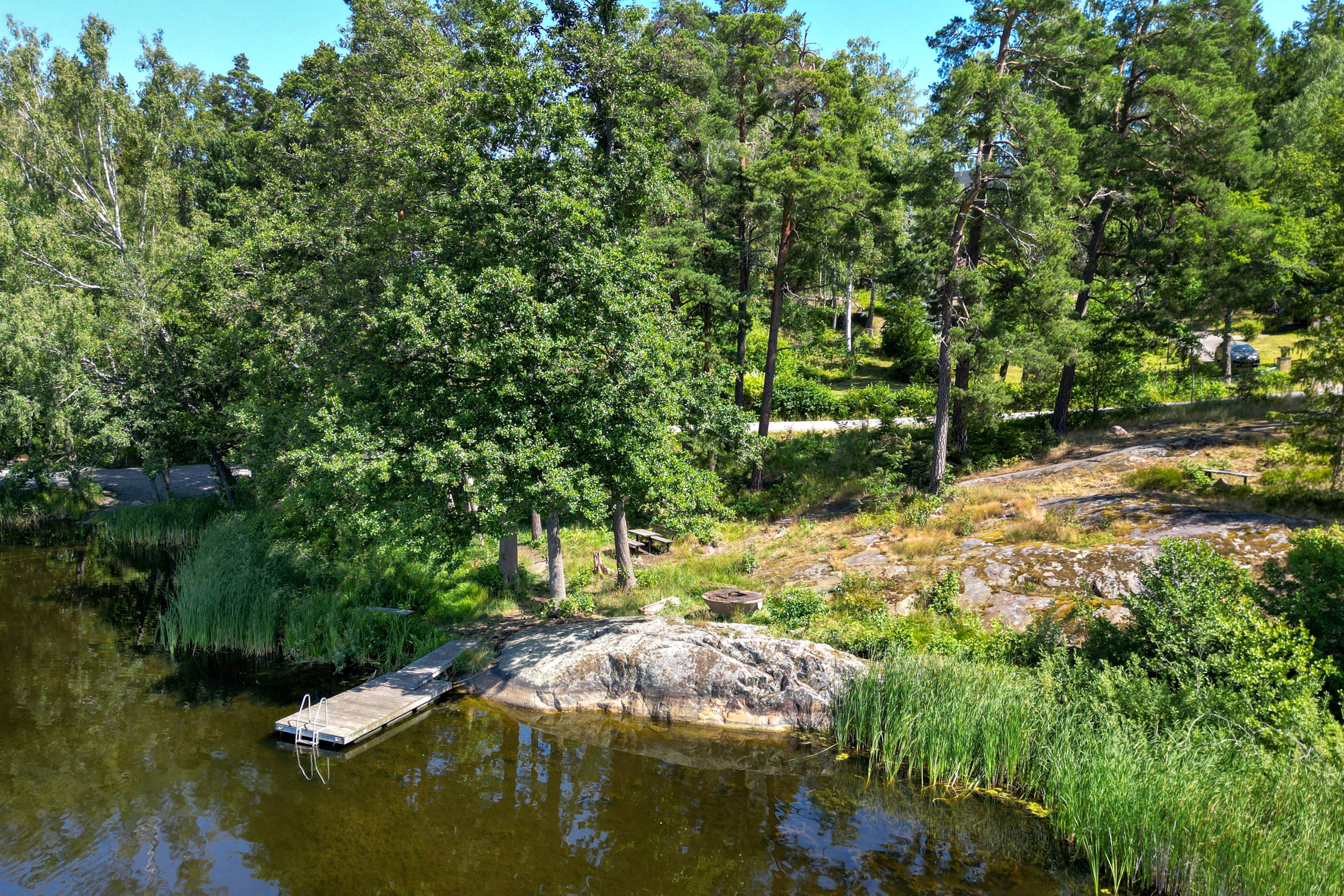Bostadsbild från Åbroddsvägen 2J, Till salu i Kummelnäs, Nacka