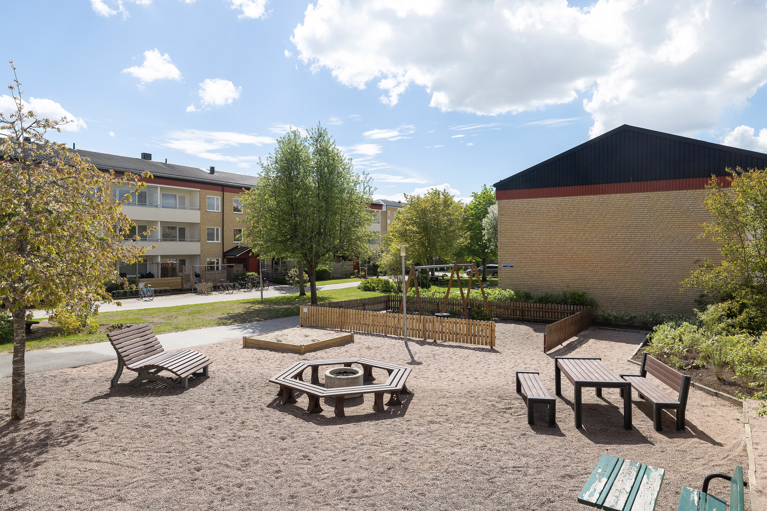 Bostadsbild från Viktor Rydbergsgatan 9, Till salu i Nyby, Uppsala