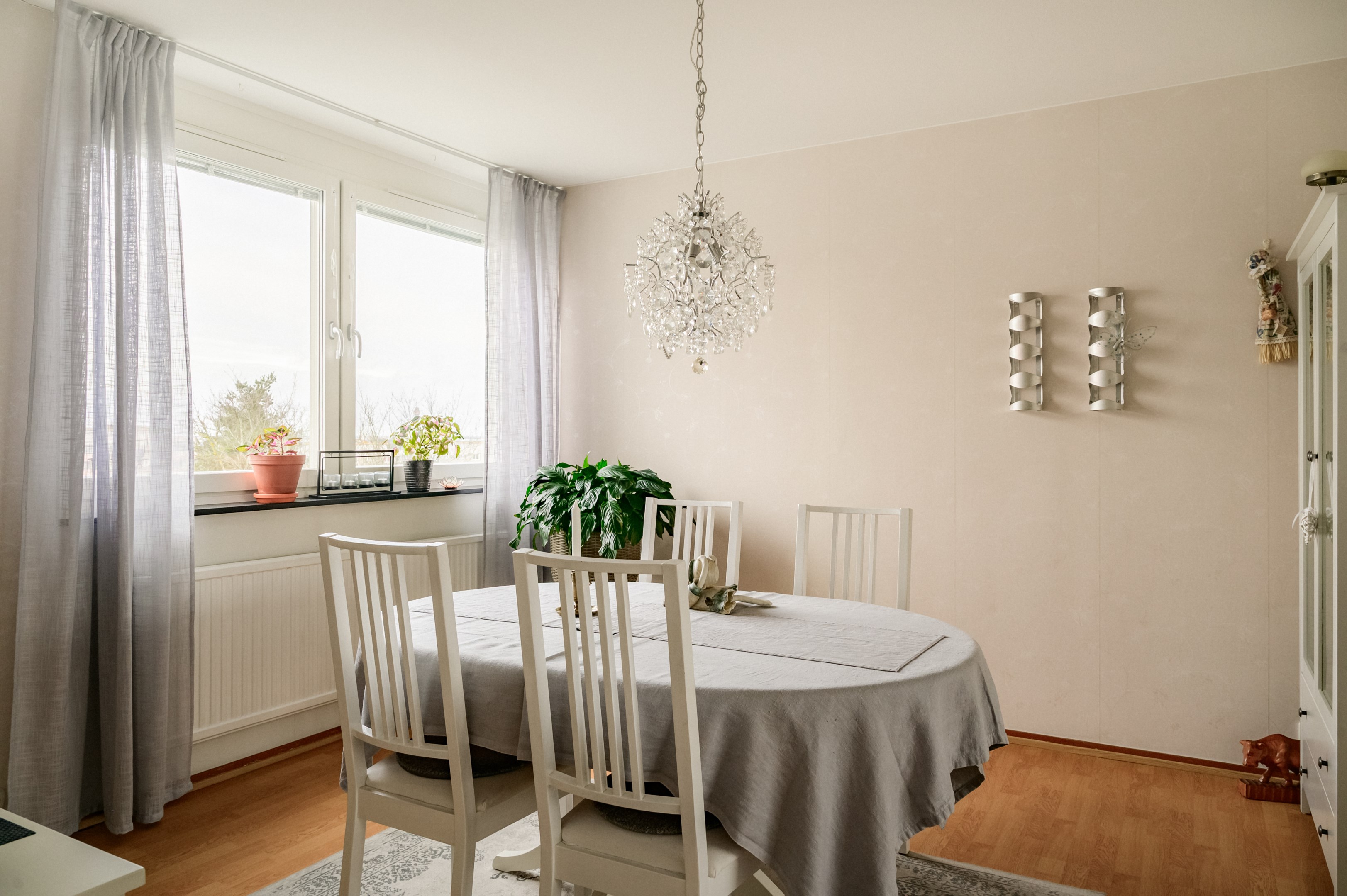 Bostadsbild från Henriksdalsringen 61, Till salu i Henriksdalsberget, Nacka