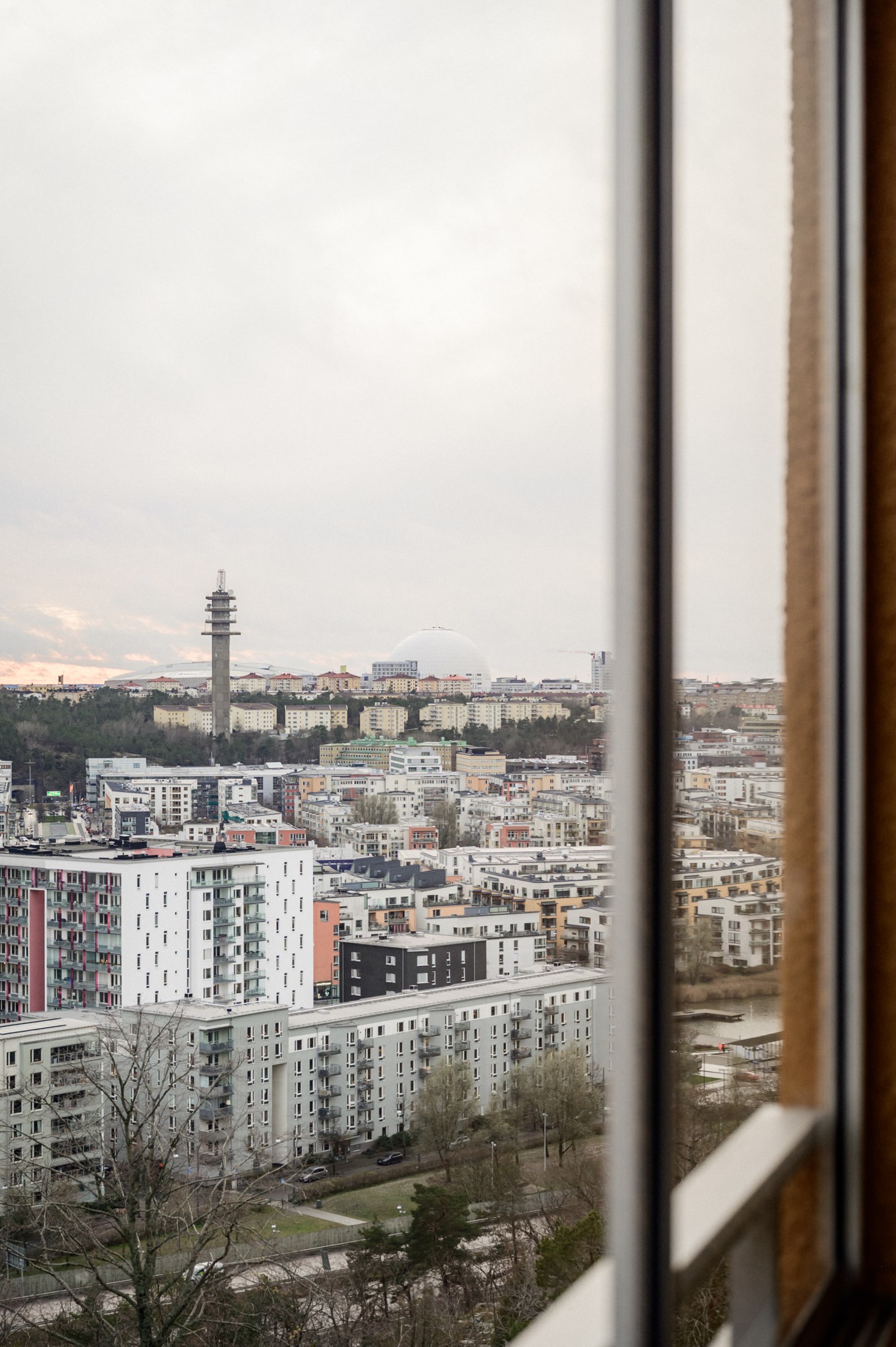 Bostadsbild från Henriksdalsringen 61, Till salu i Henriksdalsberget, Nacka