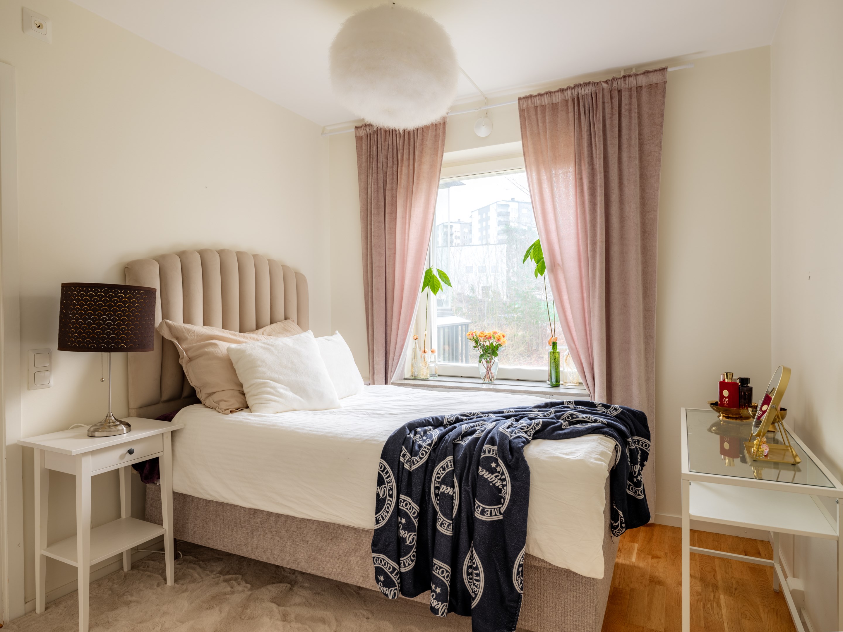 Bostadsbild från Barbro Alvings gata 23, Till salu i Fruängen, Stockholm