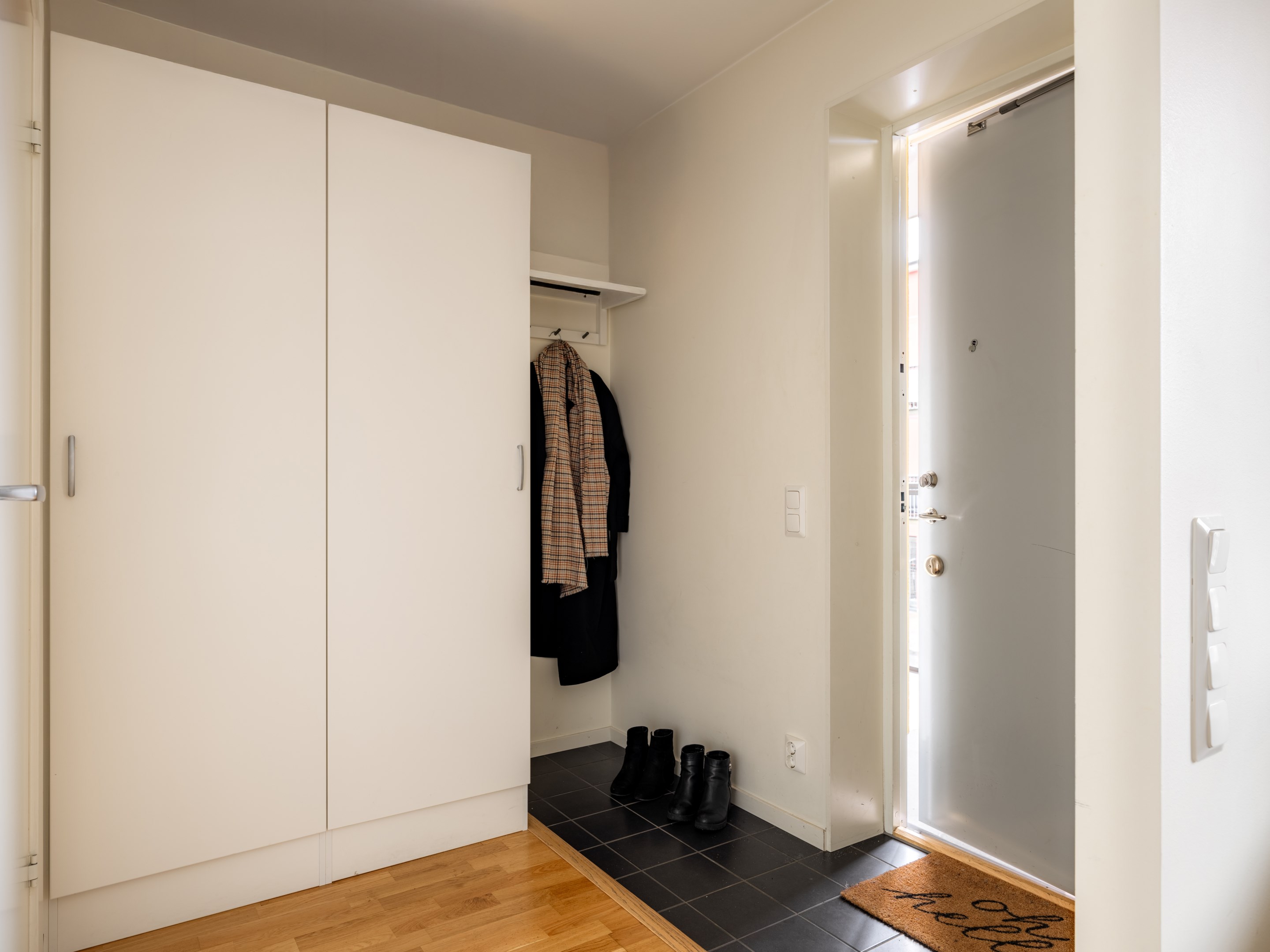 Bostadsbild från Barbro Alvings gata 23, Till salu i Fruängen, Stockholm