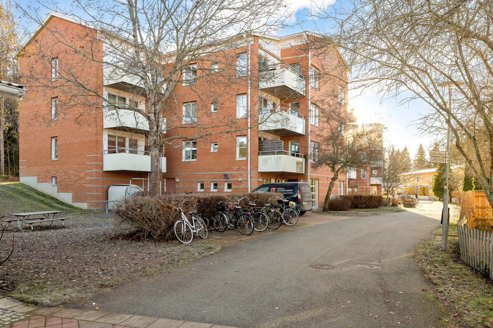 Bostadsbild från Solstrålevägen 137, Till salu i Storvreta, Uppsala