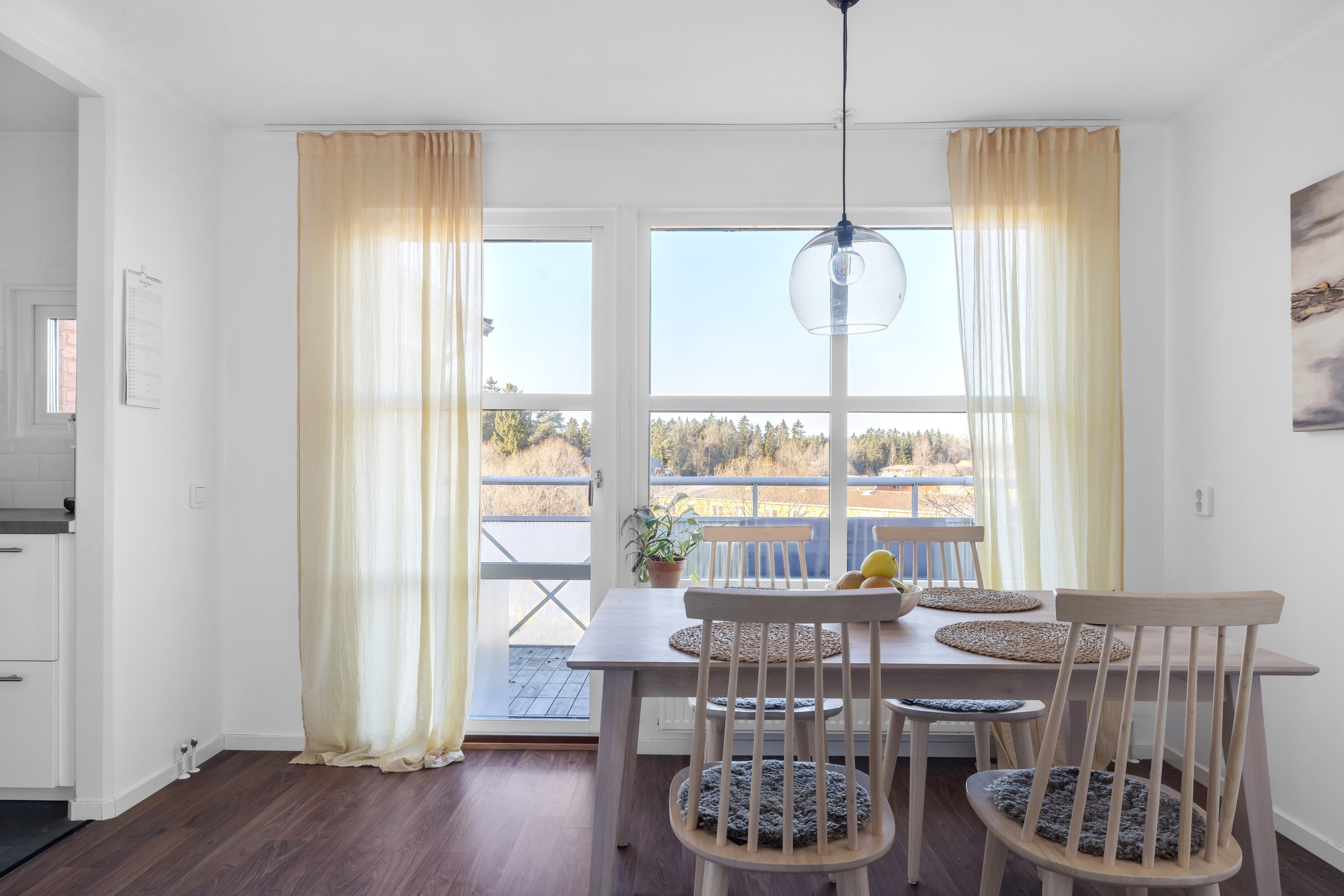 Bostadsbild från Solstrålevägen 137, Såld i Storvreta, Uppsala