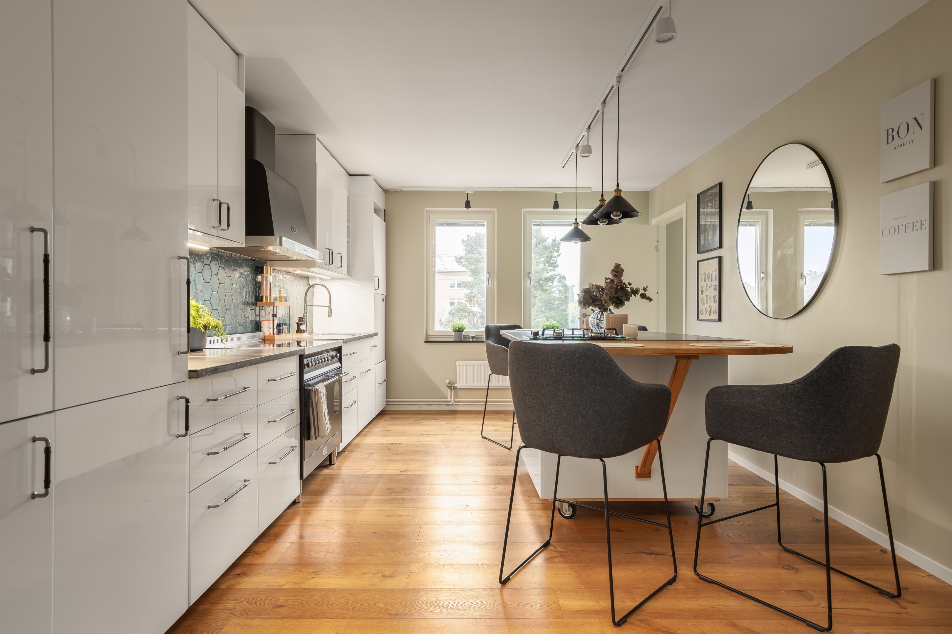 Bostadsbild från Skarpövägen 9, Såld i Västra Orminge, Nacka