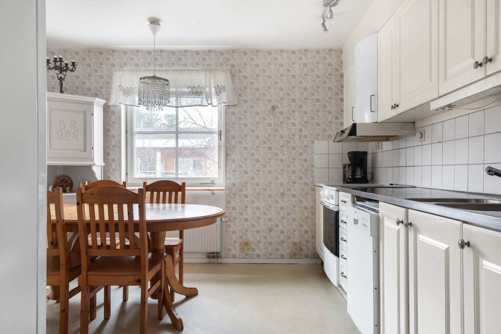 Bostadsbild från Stenhagsvägen 156, Till salu i Stenhagen, Uppsala