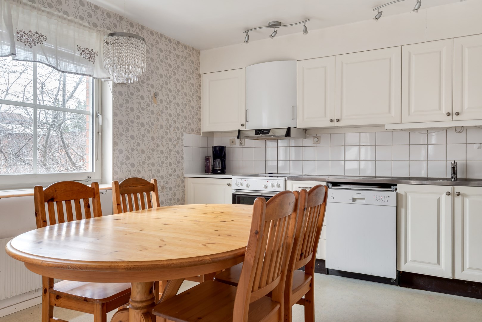 Bostadsbild från Stenhagsvägen 156, Till salu i Stenhagen, Uppsala