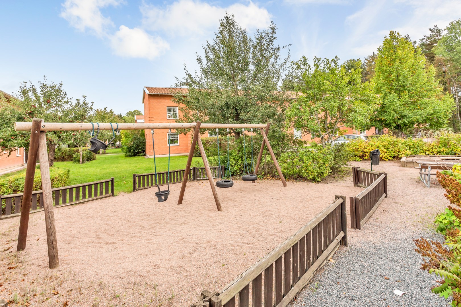 Bostadsbild från Stenhagsvägen 156, Till salu i Stenhagen, Uppsala