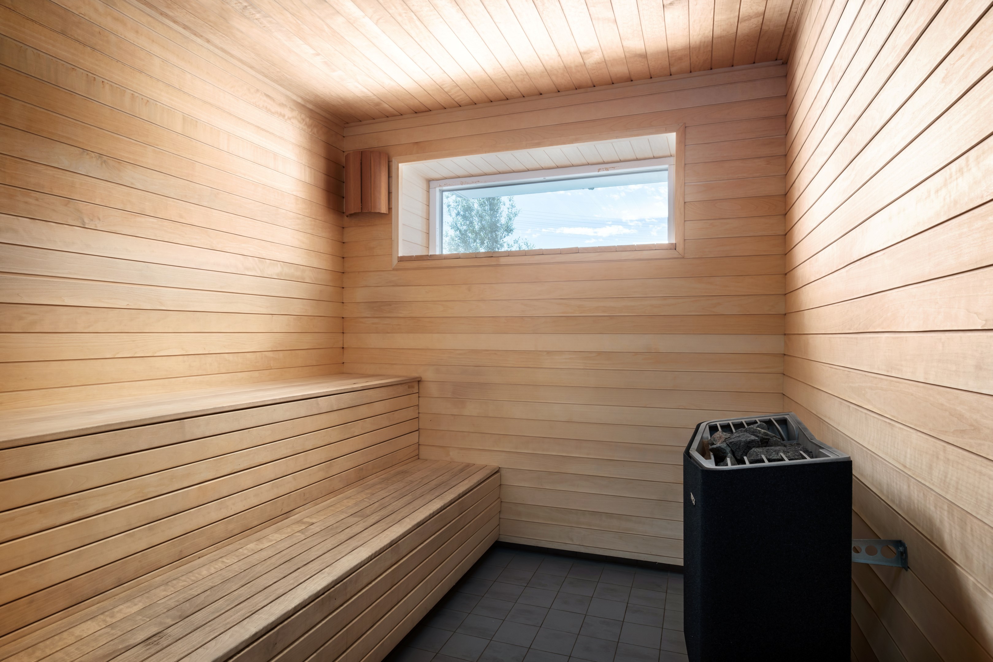 I föreningen finnss även bastu med relax samt gym