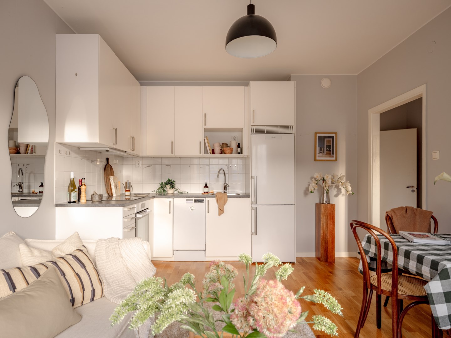 Bostadsbild från Fastlagsvägen 17, Till salu i Midsommarkransen, Stockholm