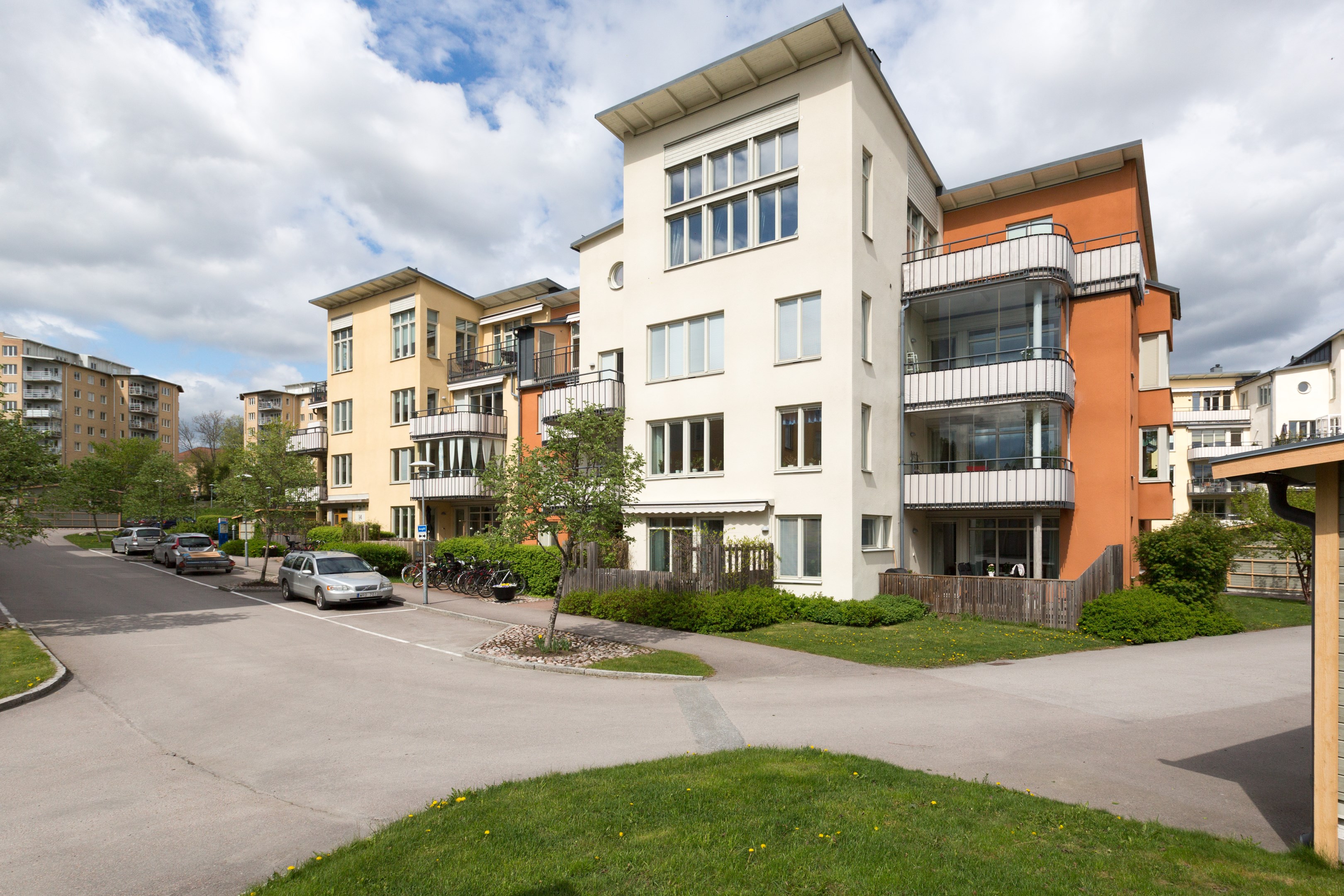Bostadsbild från Gösta Wahlströms väg 16, Kommande i Rickomberga, Uppsala