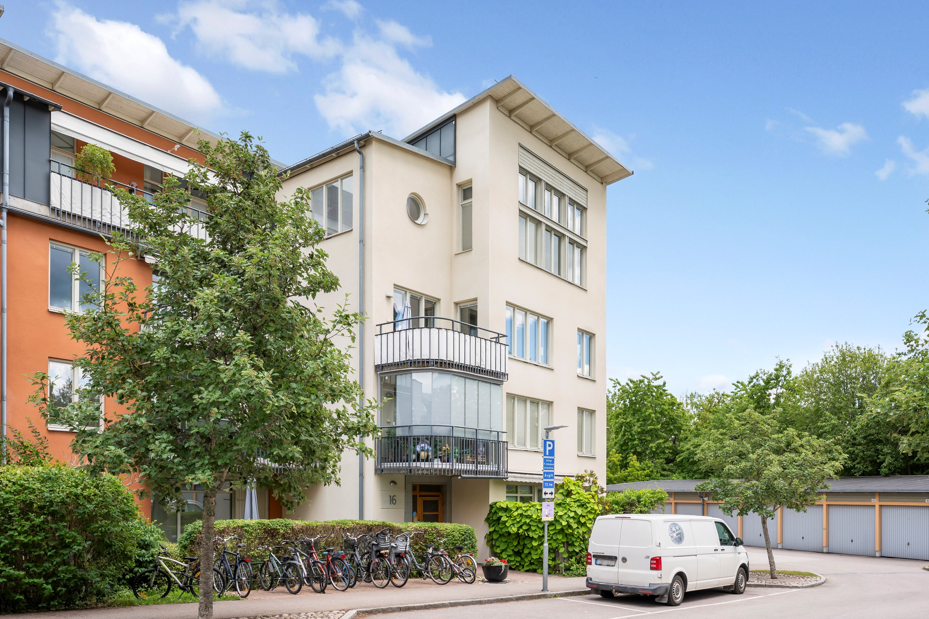 Bostadsbild från Gösta Wahlströms väg 16, Kommande i Rickomberga, Uppsala