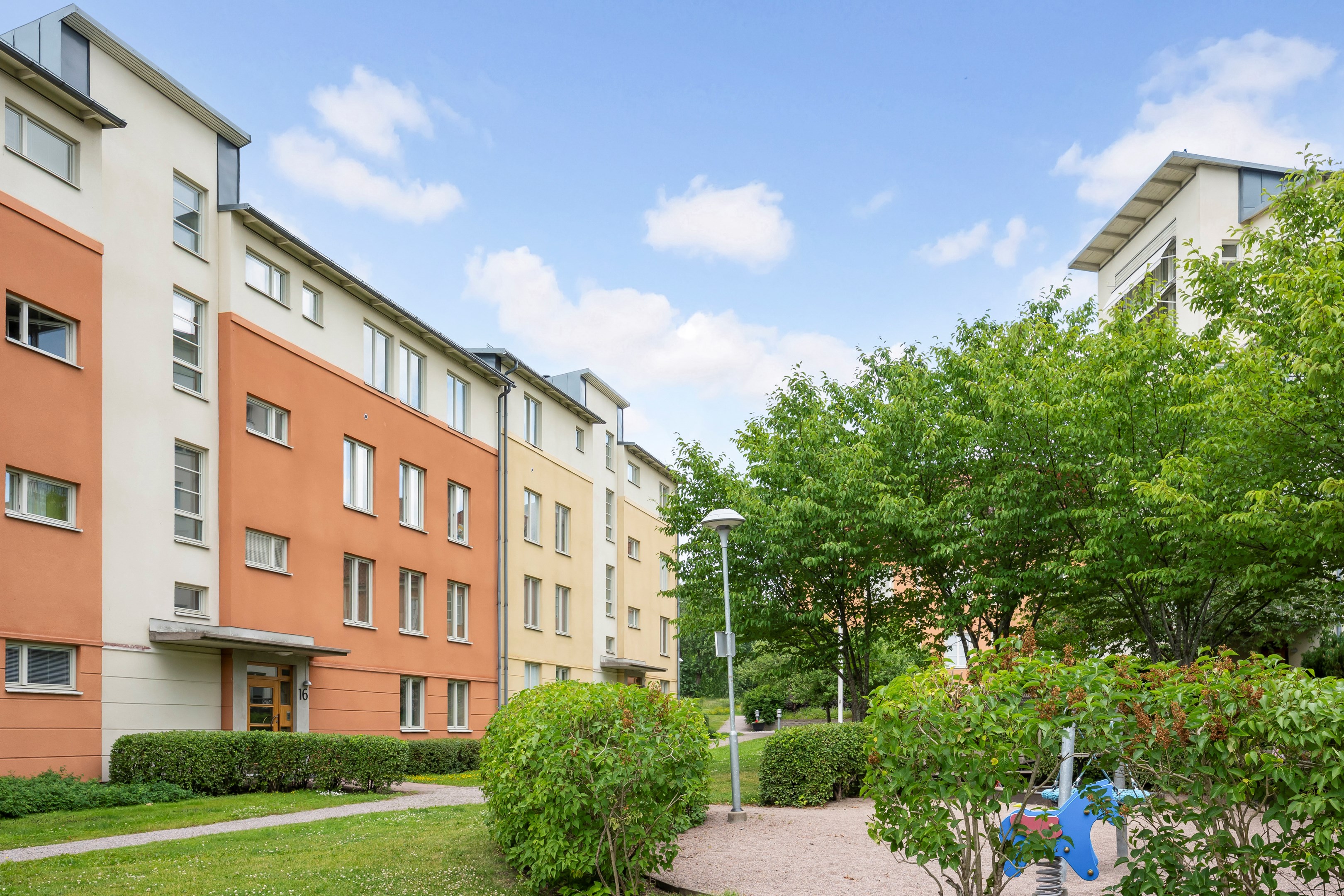 Bostadsbild från Gösta Wahlströms väg 16, Kommande i Rickomberga, Uppsala