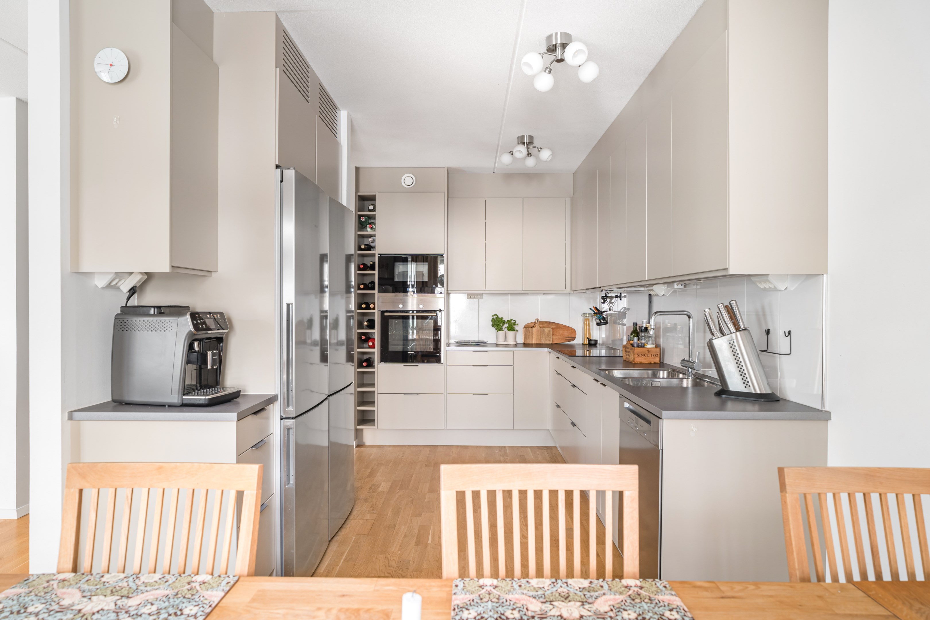 Bostadsbild från Sjöviksvägen 114, 4 tr, Till salu i Liljeholmen - Liljeholmskajen, Stockholm