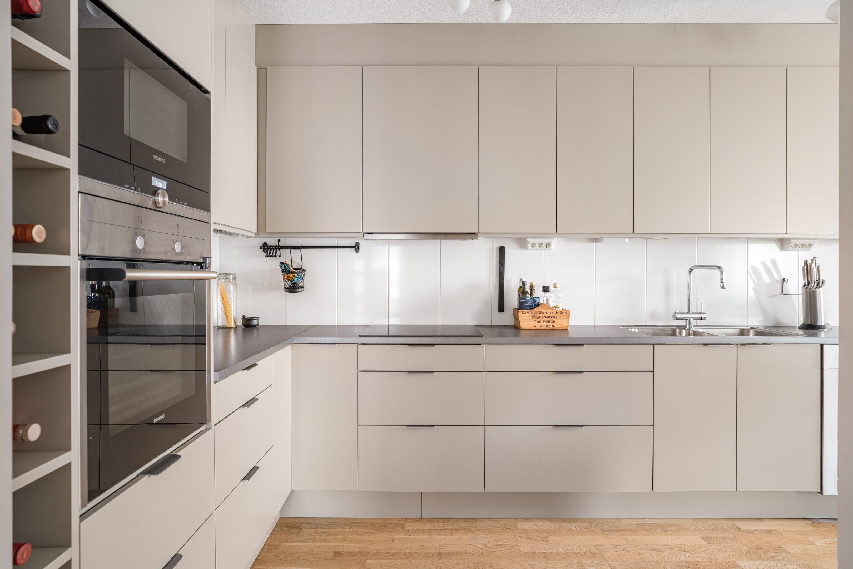 Bostadsbild från Sjöviksvägen 114, 4 tr, Till salu i Liljeholmen - Liljeholmskajen, Stockholm