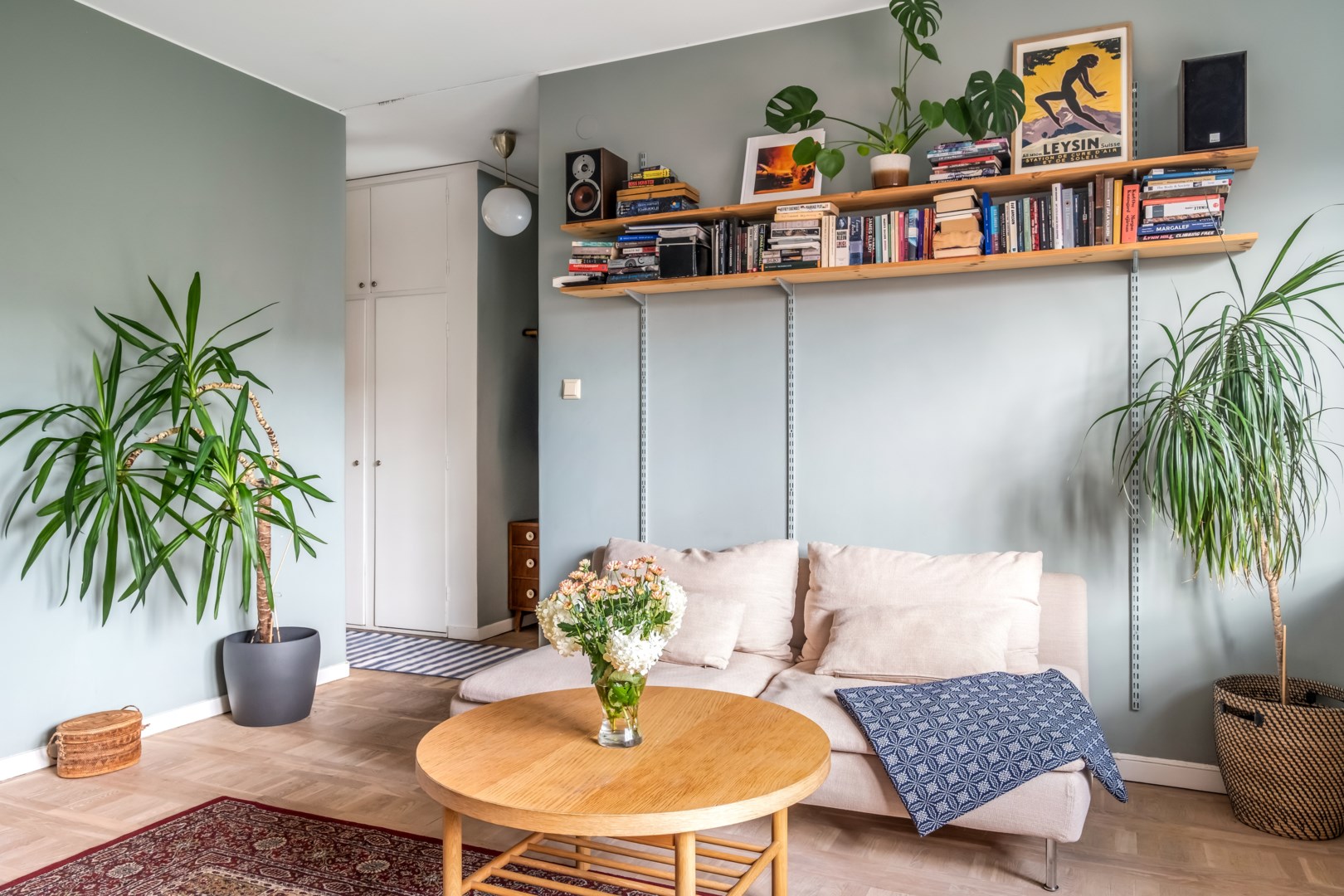 Bostadsbild från Kyndelsmässogränd 16, 3 tr, Kommande i Midsommarkransen, Stockholm