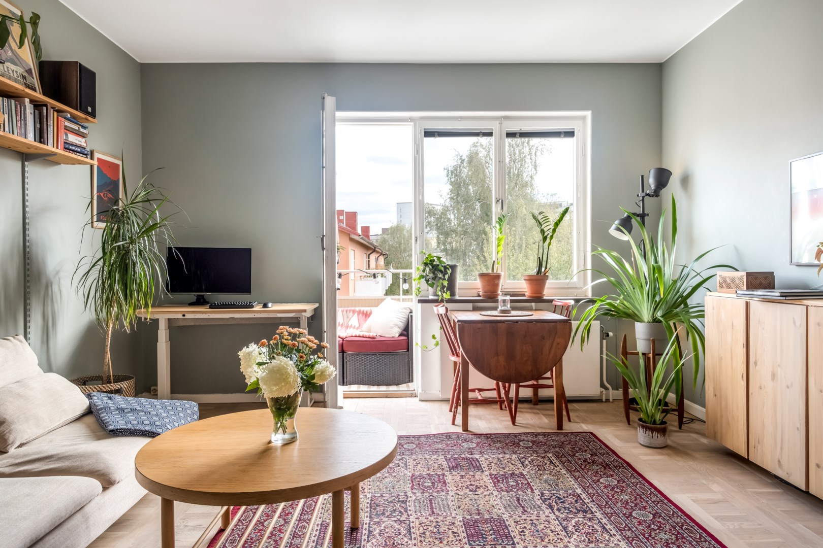 Bostadsbild från Kyndelsmässogränd 16, 3 tr, Kommande i Midsommarkransen, Stockholm