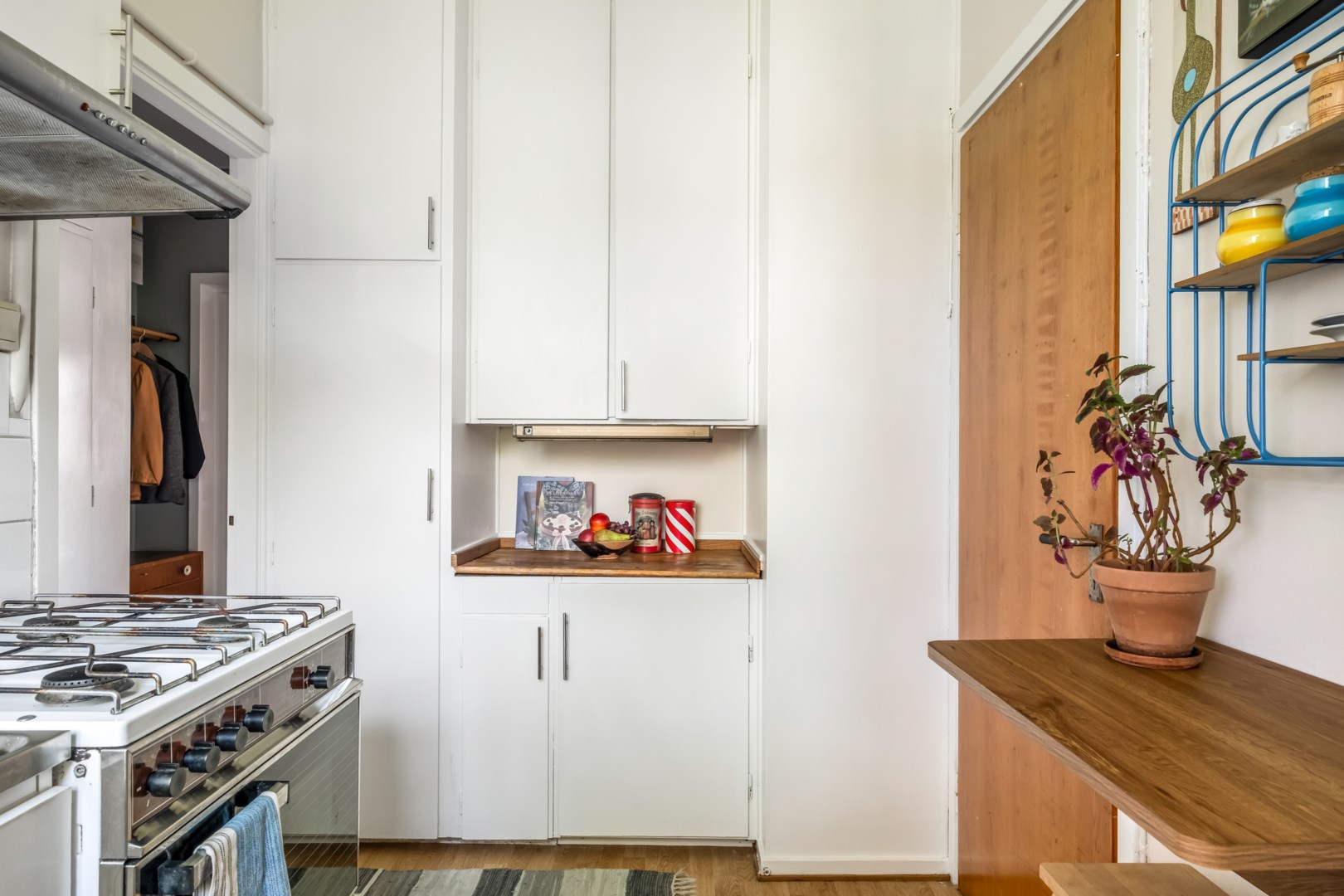 Bostadsbild från Kyndelsmässogränd 16, 3 tr, Kommande i Midsommarkransen, Stockholm