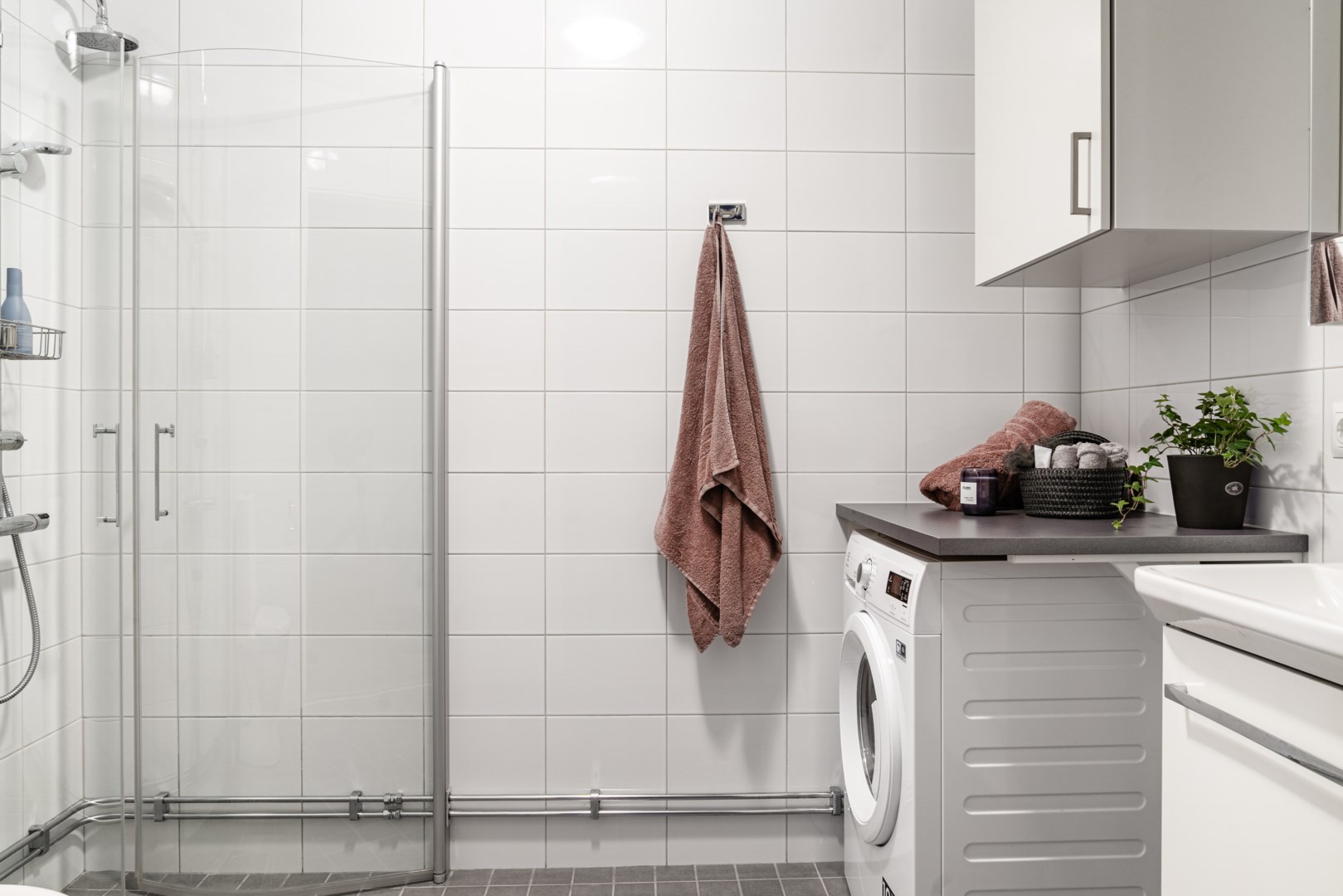 Bostadsbild från Älvsjö stationsgata 2A, 3 tr, Till salu i Hägersten, Stockholm