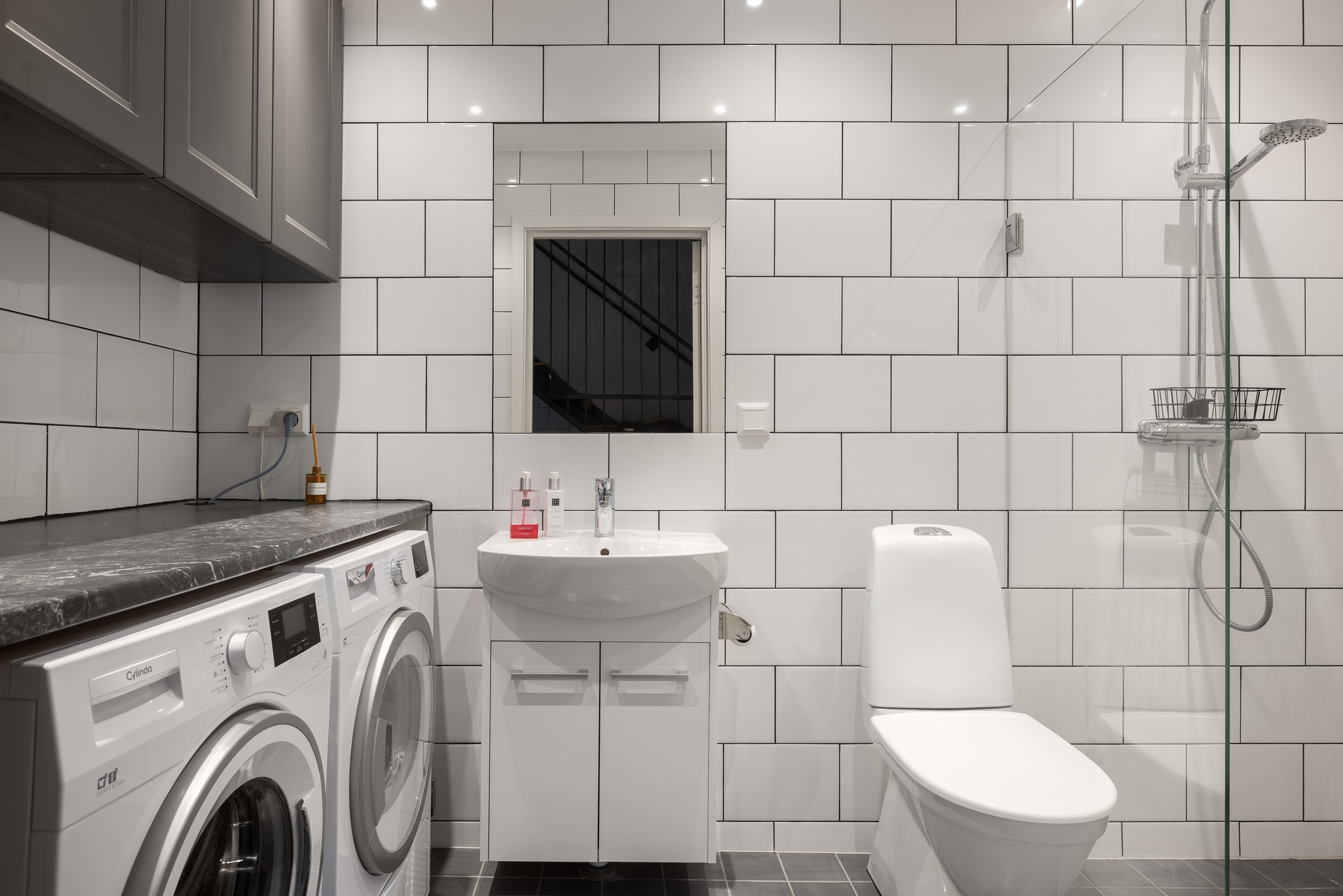 Bostadsbild från Wilhelm Kåges gata 96, Till salu i Gustavsbergs - Porslinskvarteren, Värmdö