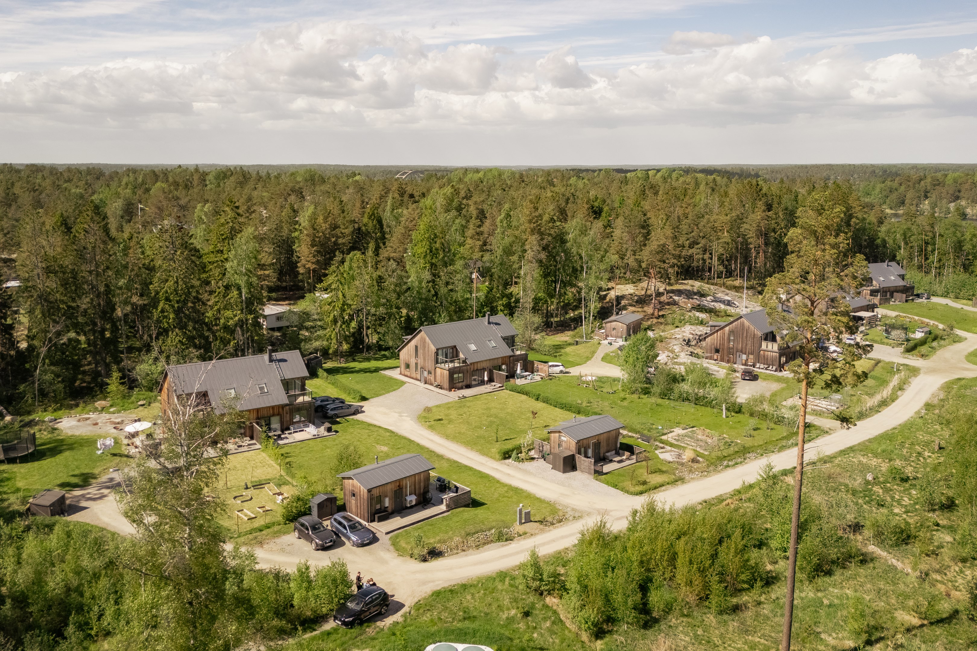 Bostadsbild från Skogsgläntevägen 10C, Såld i Stavsnäs, Värmdö