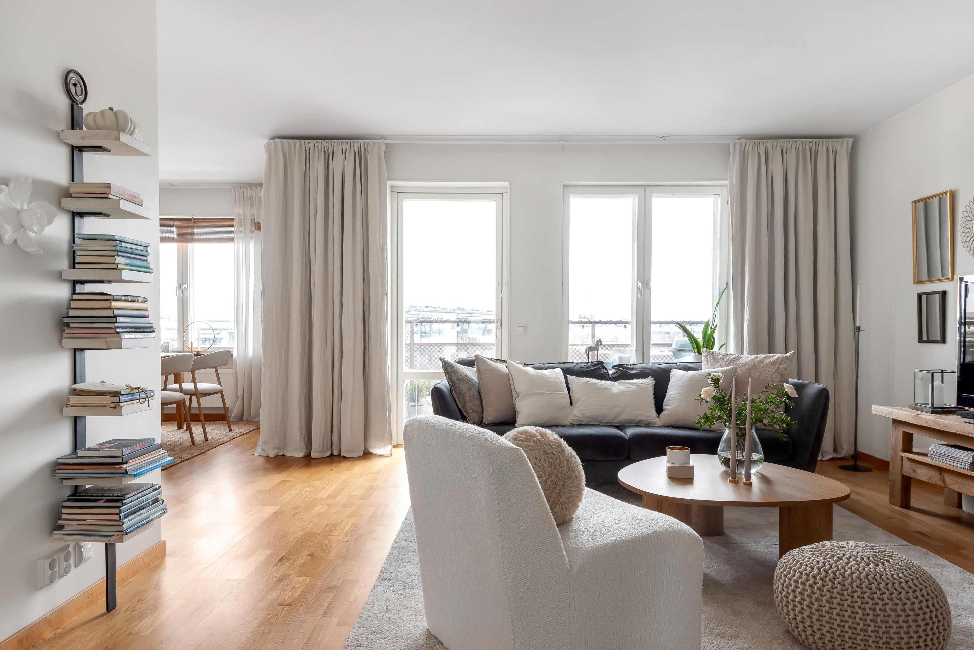 Bostadsbild från Industrigatan 37, Till salu i Kungsängen, Uppsala