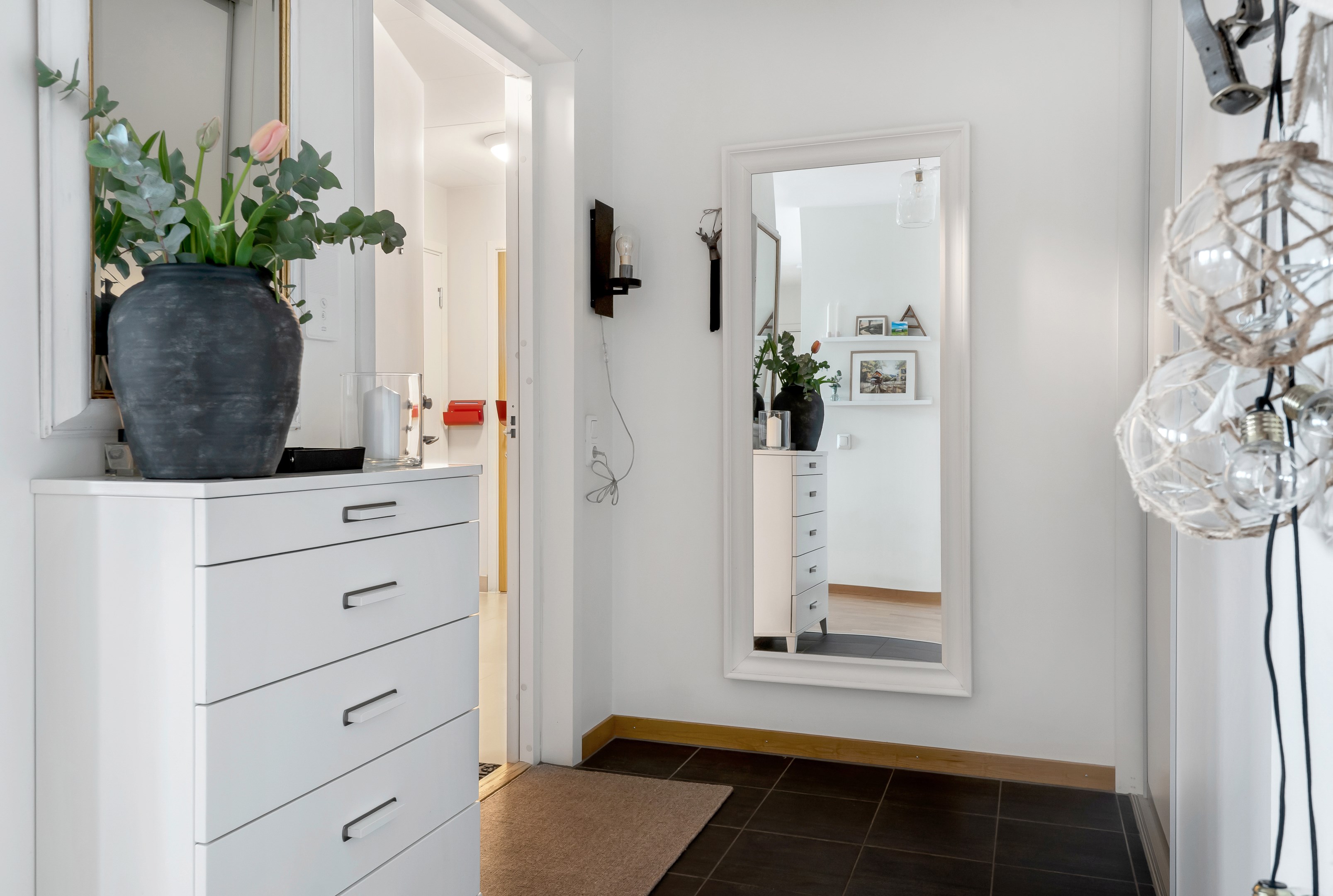 Bostadsbild från Industrigatan 37, Till salu i Kungsängen, Uppsala