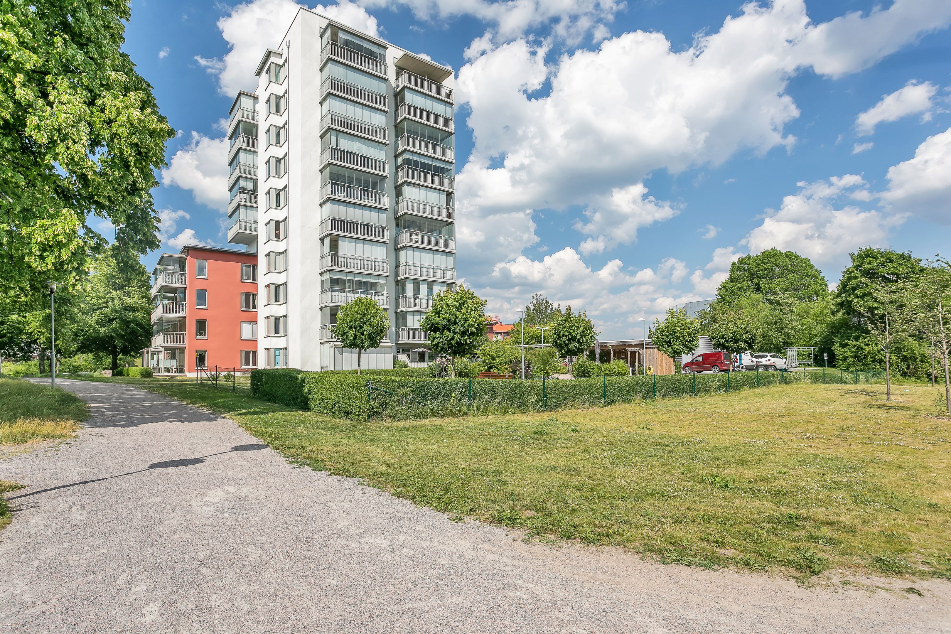 Bostadsbild från Källparksgatan 19, Såld i Salabacke, Uppsala