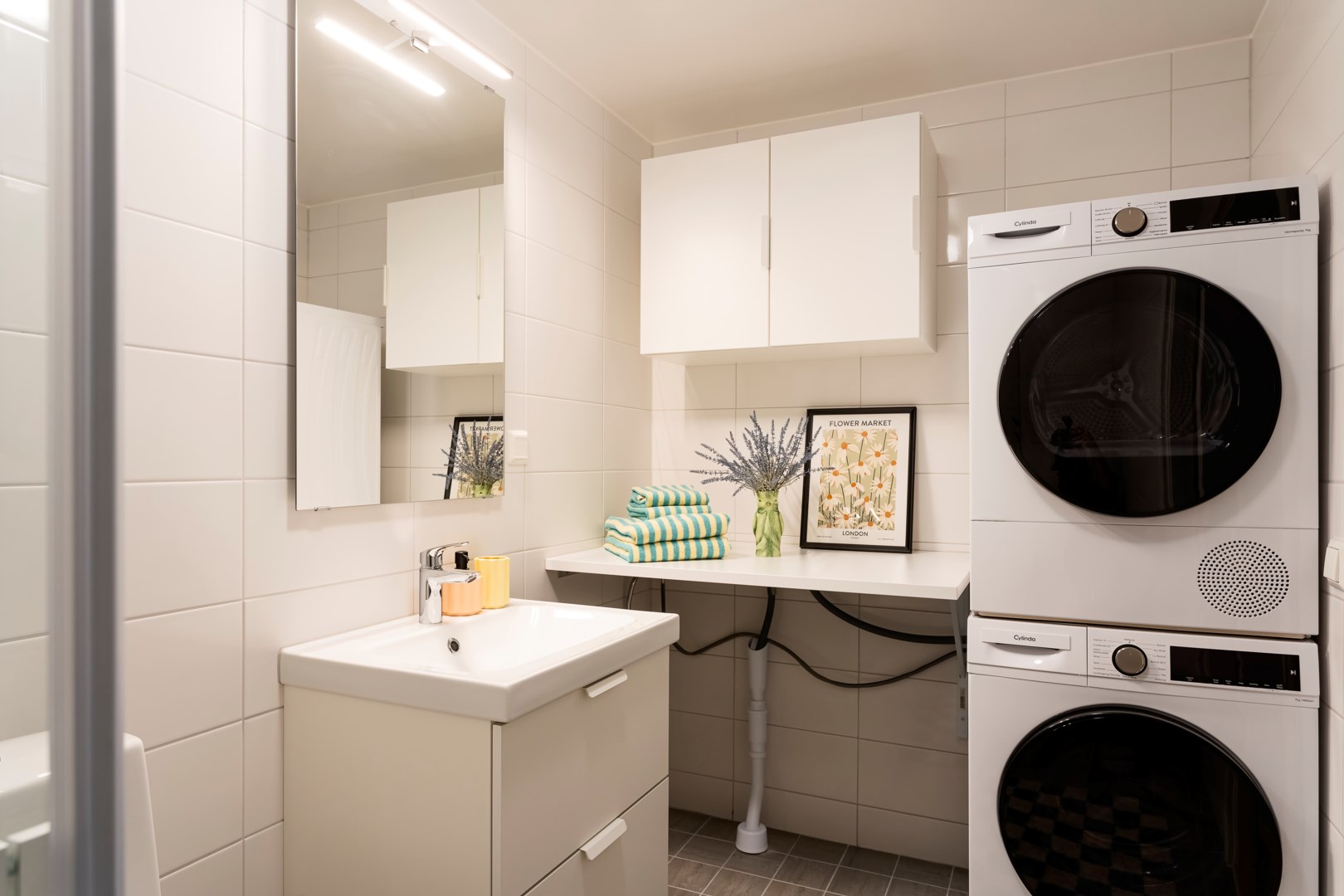 Bostadsbild från Slalomvägen 10, Till salu i Väsjön, Sollentuna