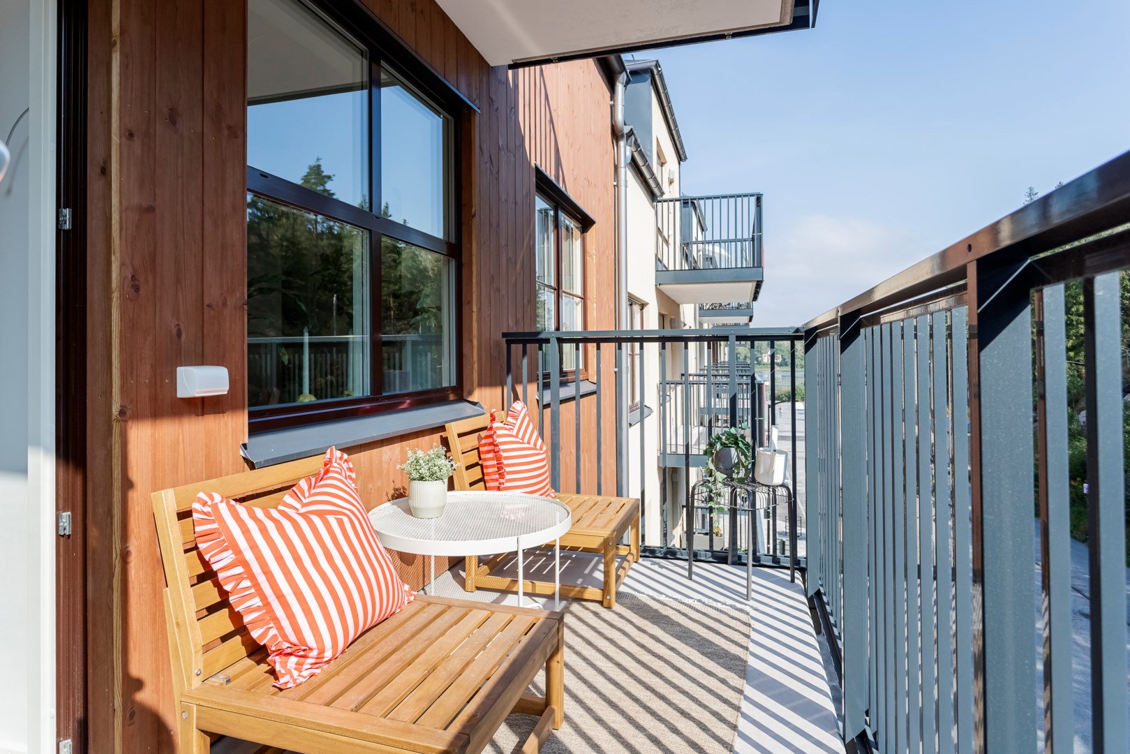 Bostadsbild från Slalomvägen 10, Till salu i Väsjön, Sollentuna