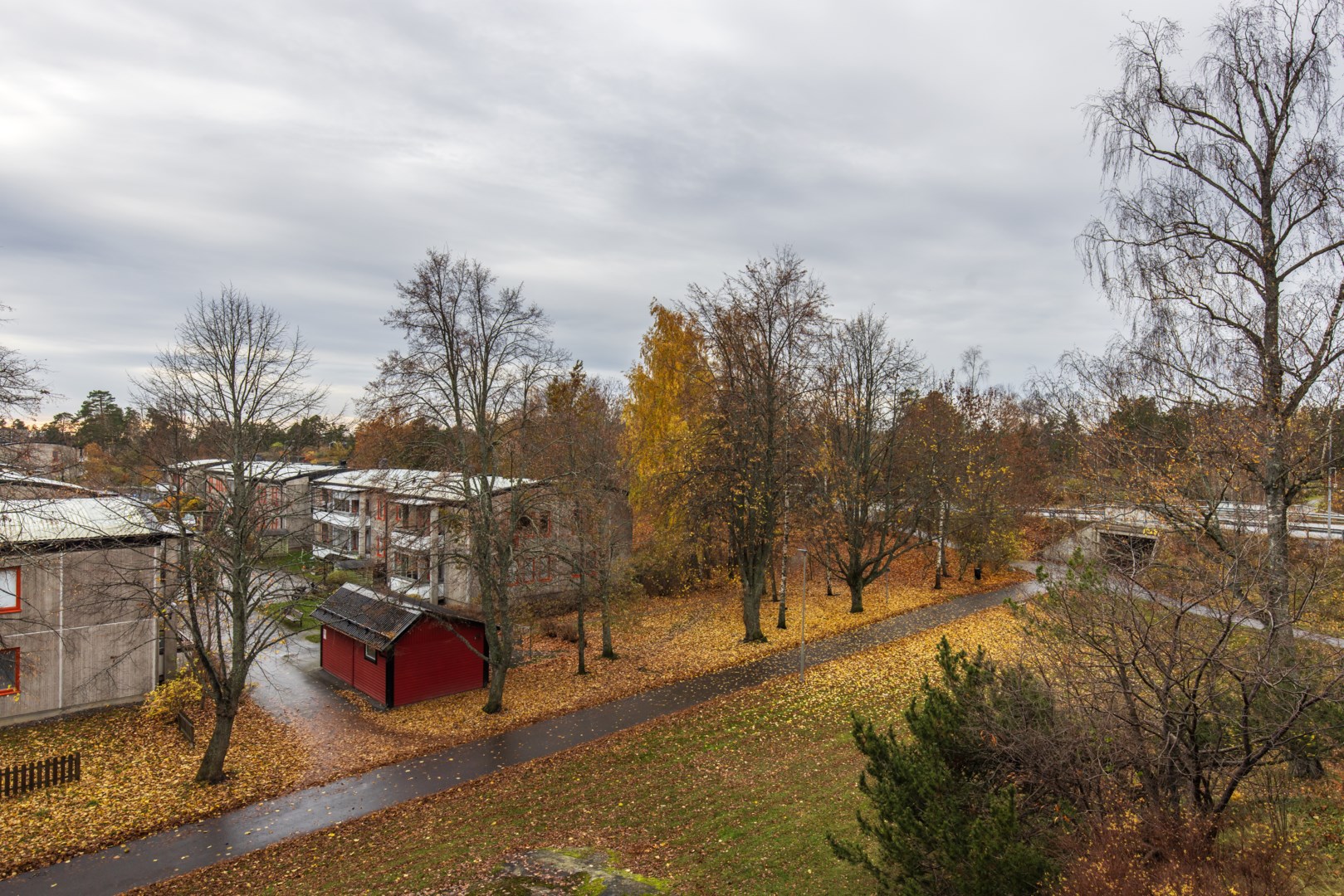 Bostadsbild från Ormingeringen 68, Till salu i Västra Orminge, Nacka