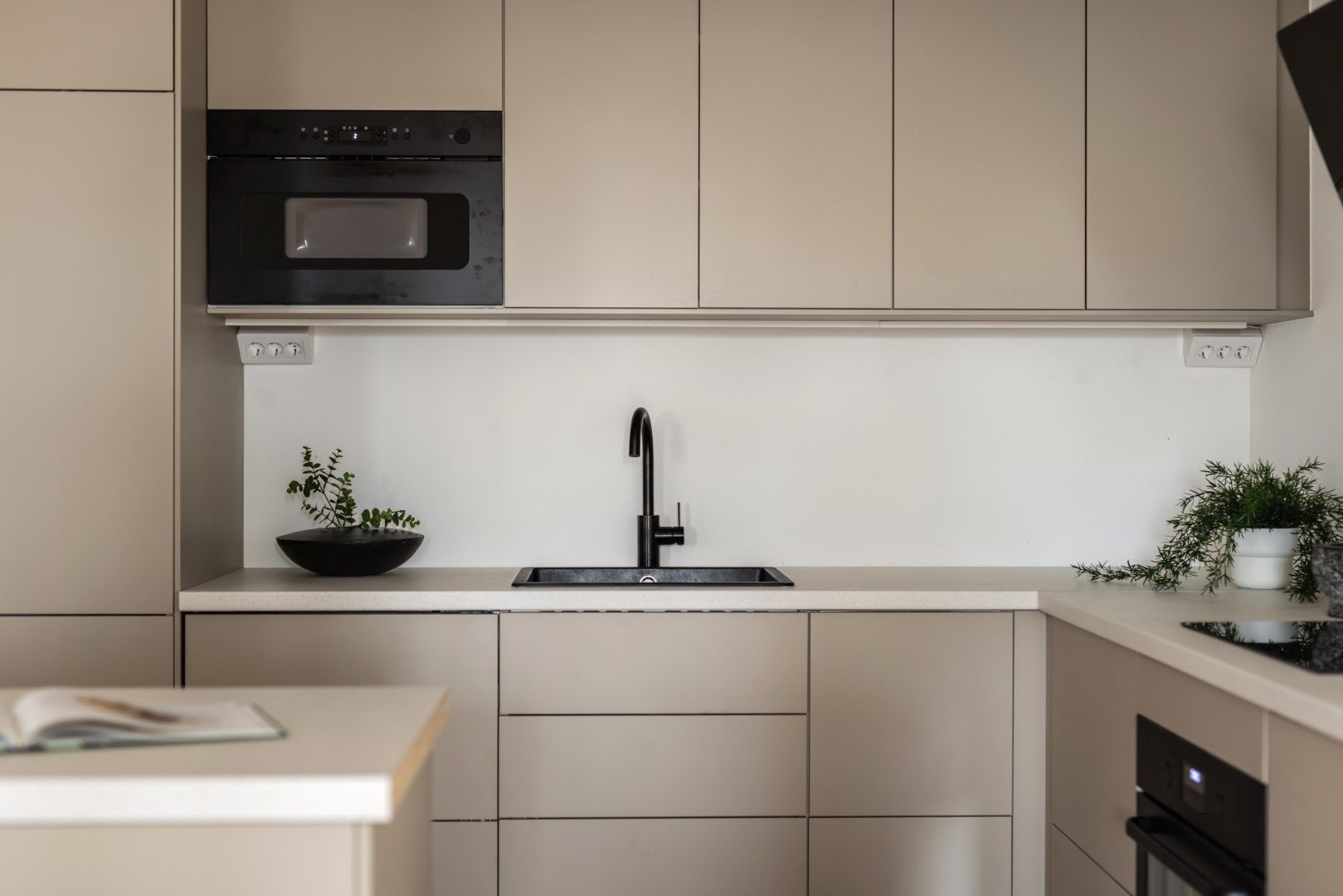 Bostadsbild från Ormingeringen 68, Till salu i Västra Orminge, Nacka